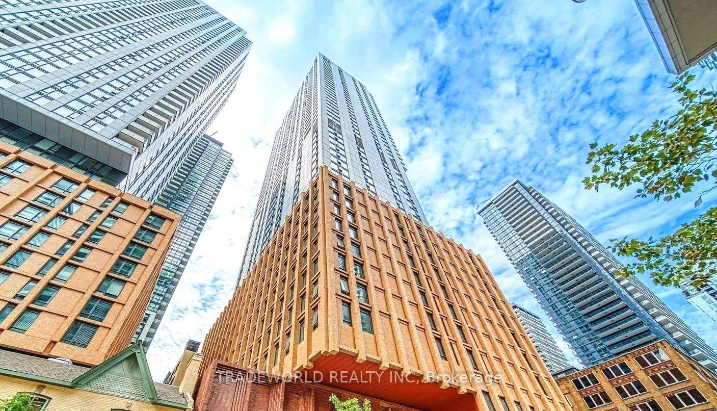 28 Widmer Street 4927, Toronto, ON M5V 0T2 photo 2