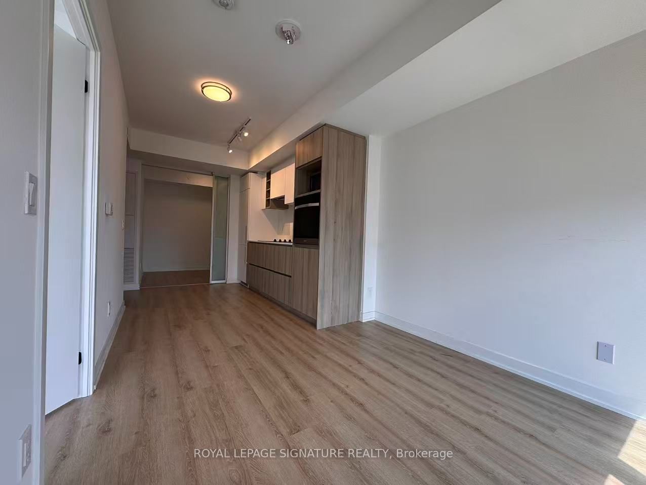 319 Jarvis Street 3201, Toronto, ON M5B 0C8 photo 3