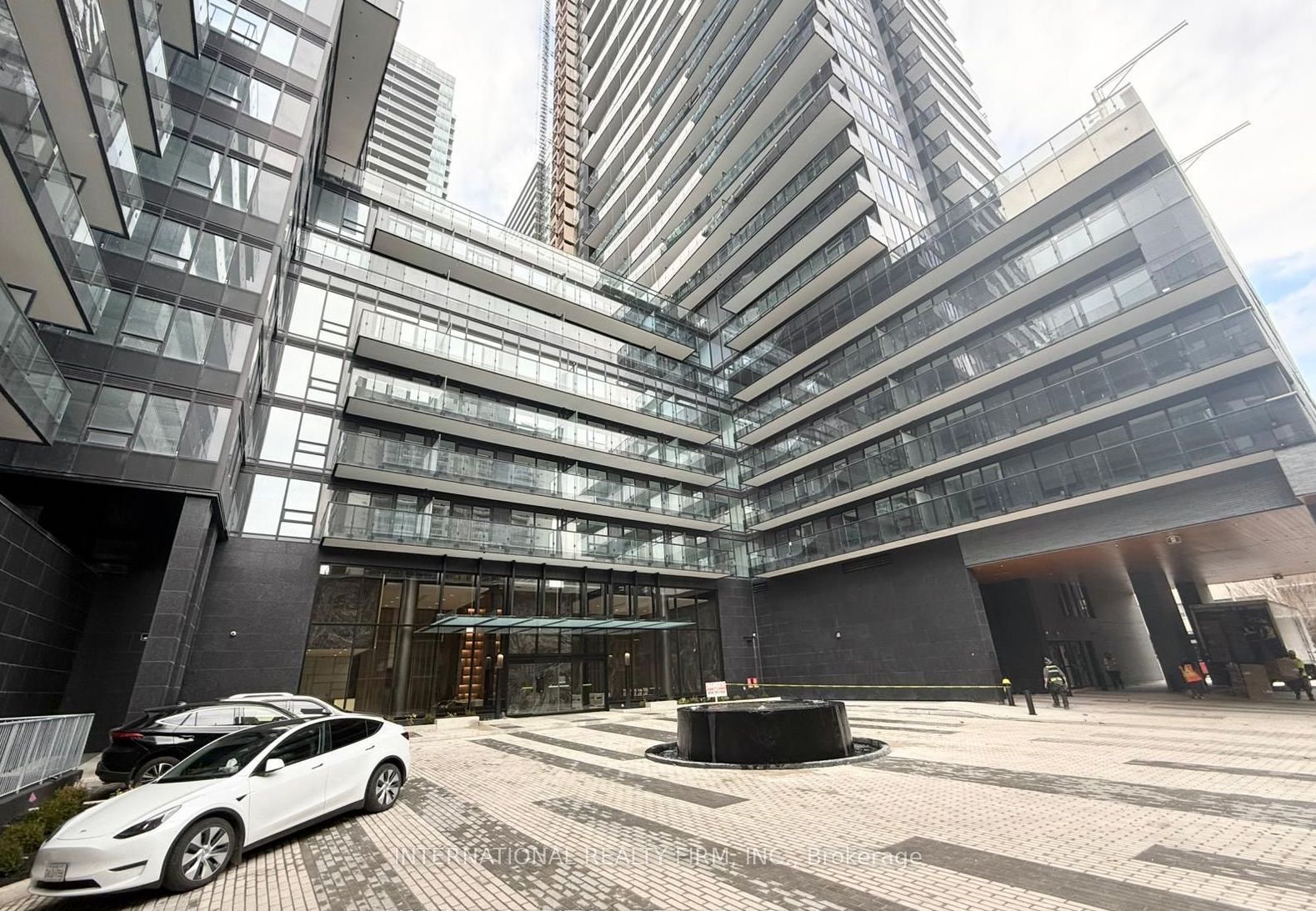 127 Broadway Avenue 1406S, Toronto, ON M4P 1V4 photo 2