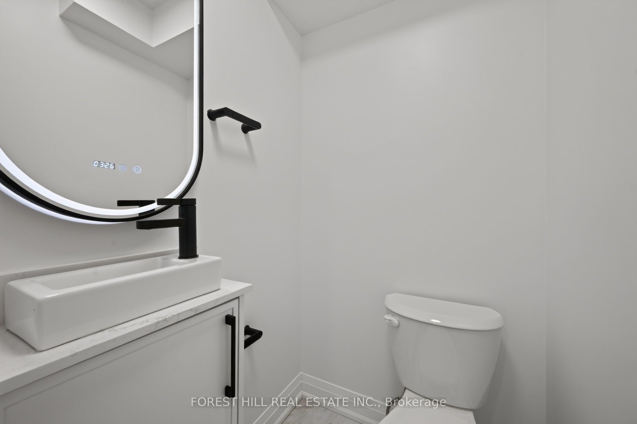 221 Churchill Avenue R - GARDEN, Toronto, ON M2N 1X6 photo 2