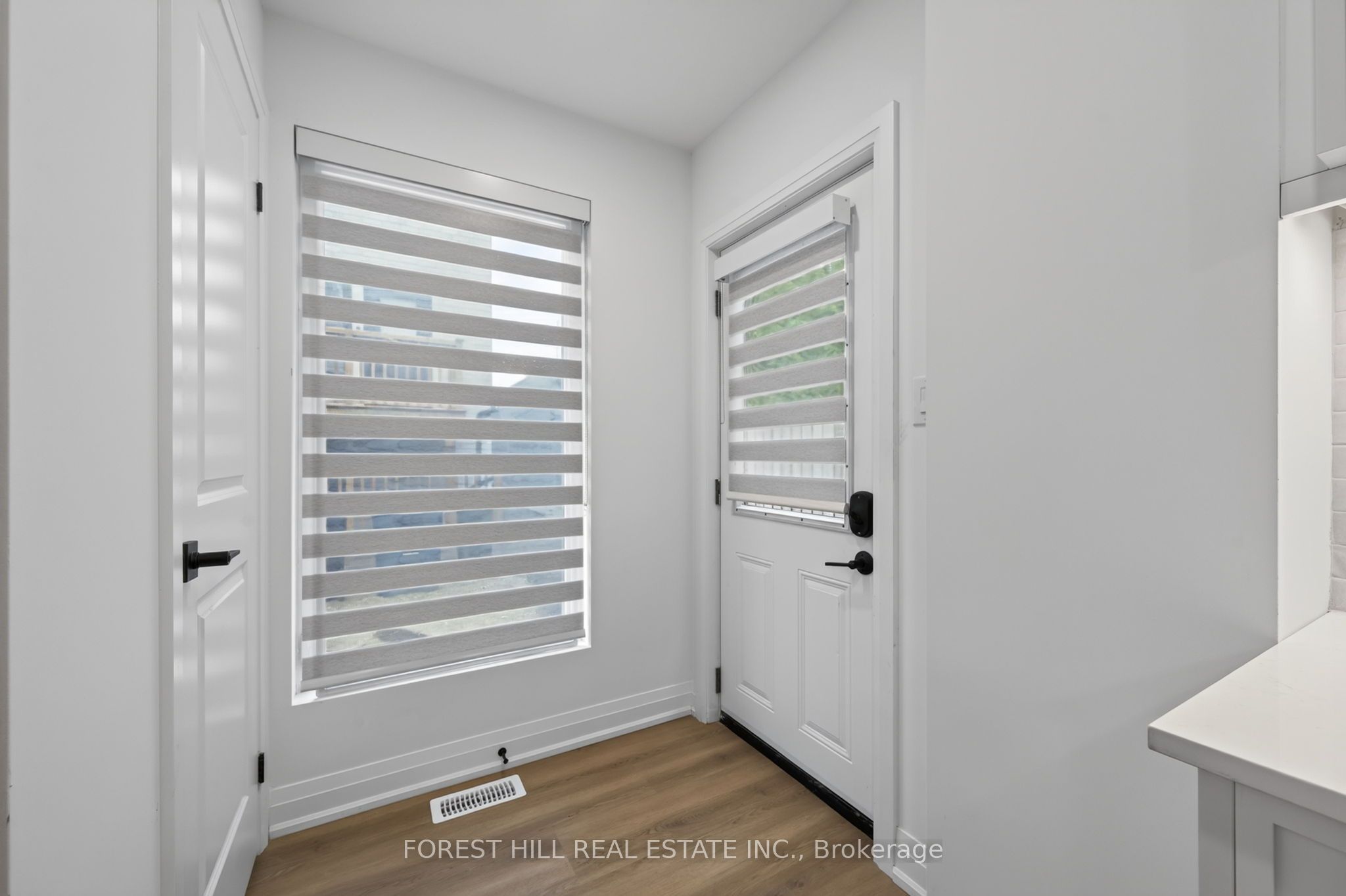 221 Churchill Avenue R - GARDEN, Toronto, ON M2N 1X6 photo 5