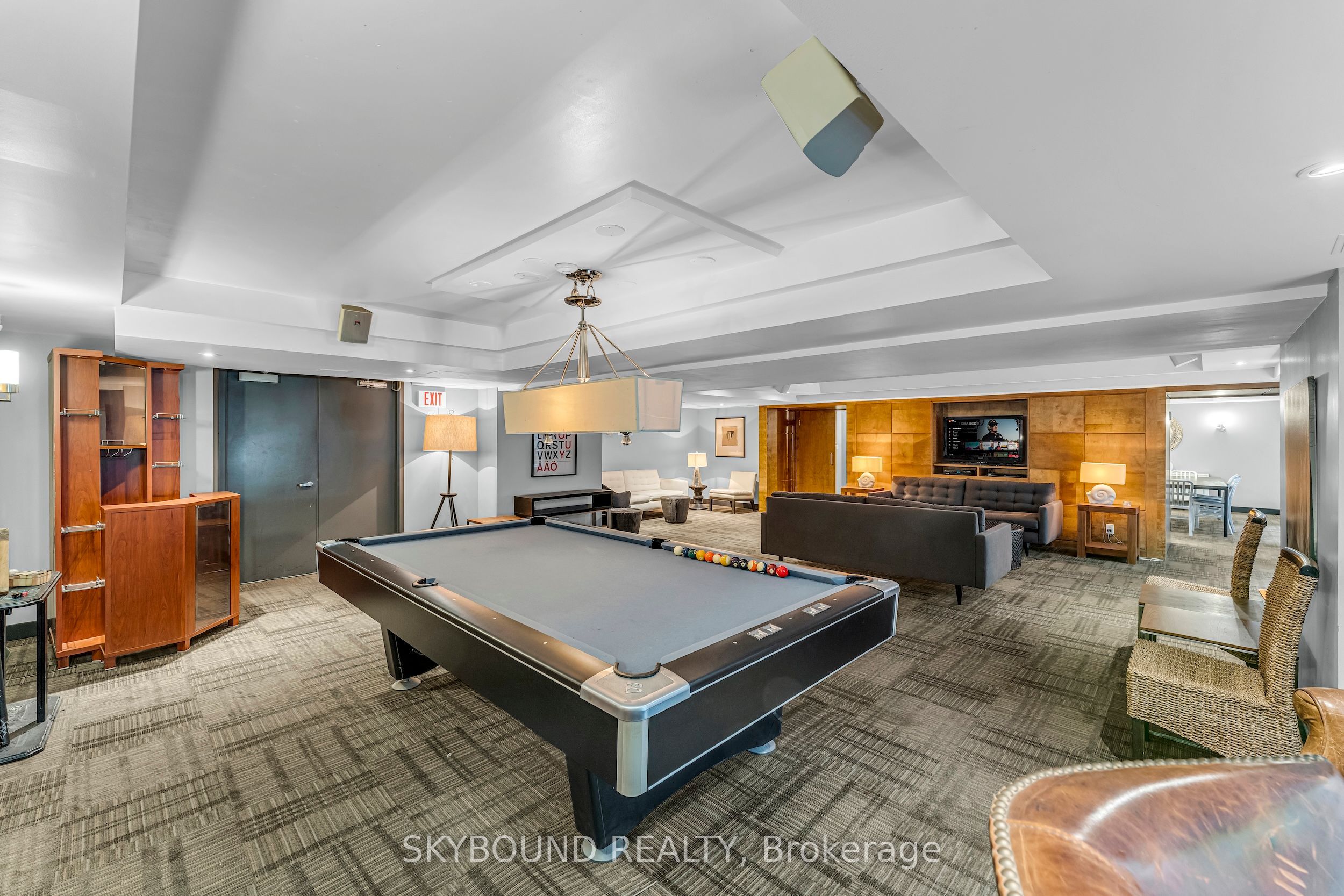 11 St Joseph Street 505, Toronto, ON M4Y 1J8 photo 5