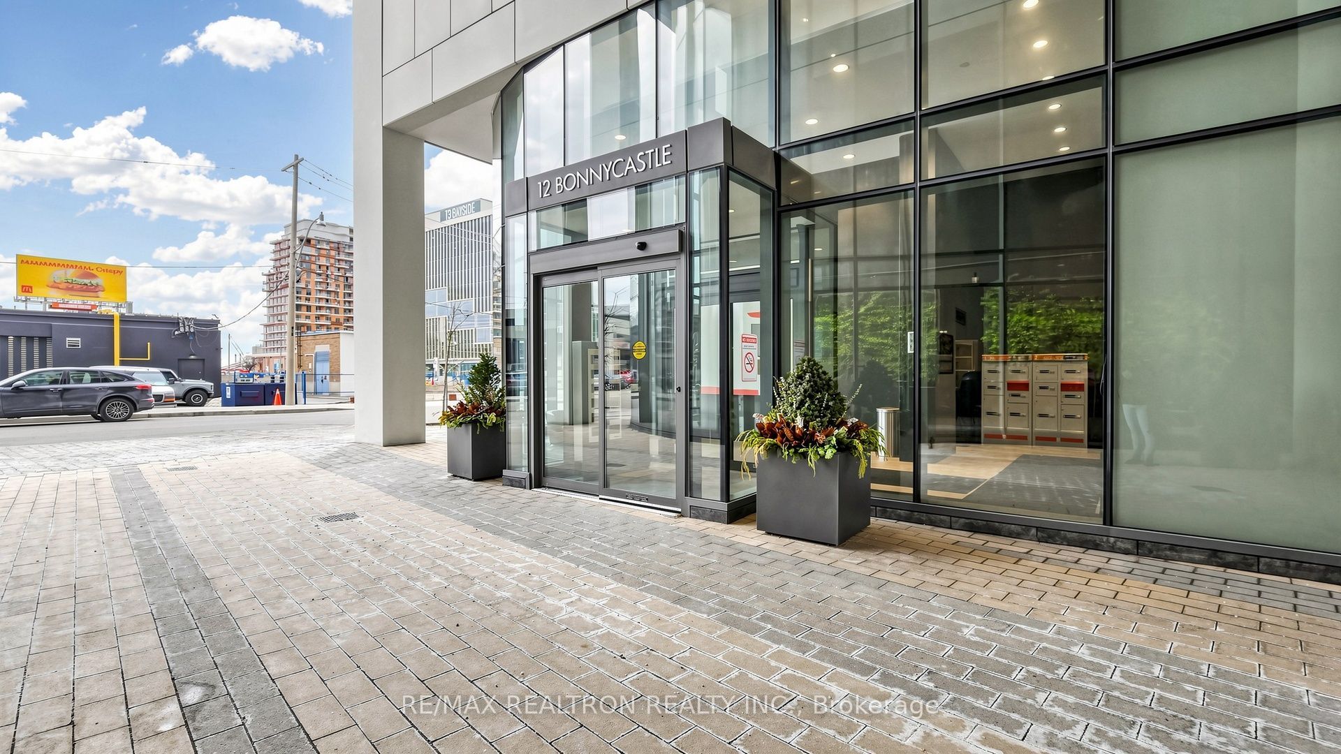 12 Bonnycastle Street 906, Toronto, ON M5A 3T7 photo 5