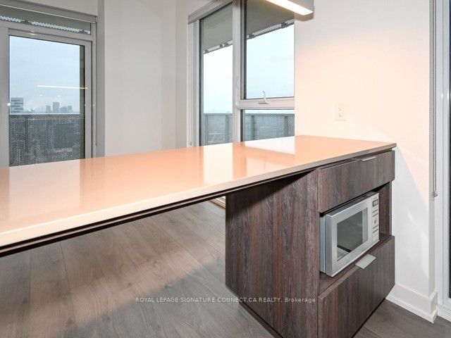 20 Richardson Street 3510, Toronto, ON M5A 0S6 photo 4