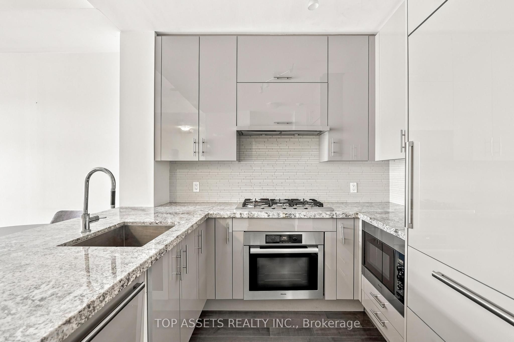 29 Queens Quay E 919, Toronto, ON M5E 0A4 photo 5