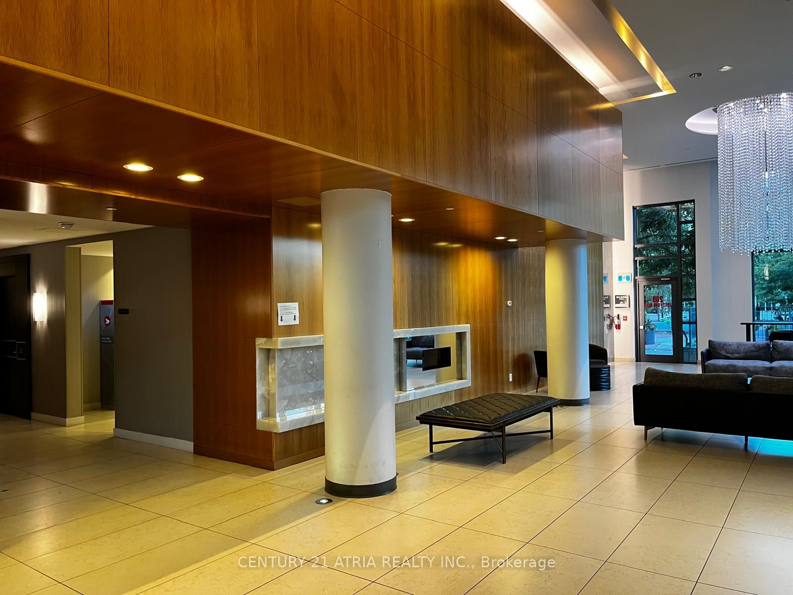 209 Fort York Boulevard SE 574, Toronto, ON M5V 4A1 photo 2