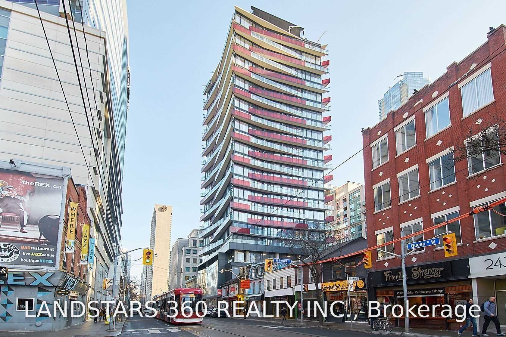 215 Queen Street W 2112, Toronto, ON M5V 0P5