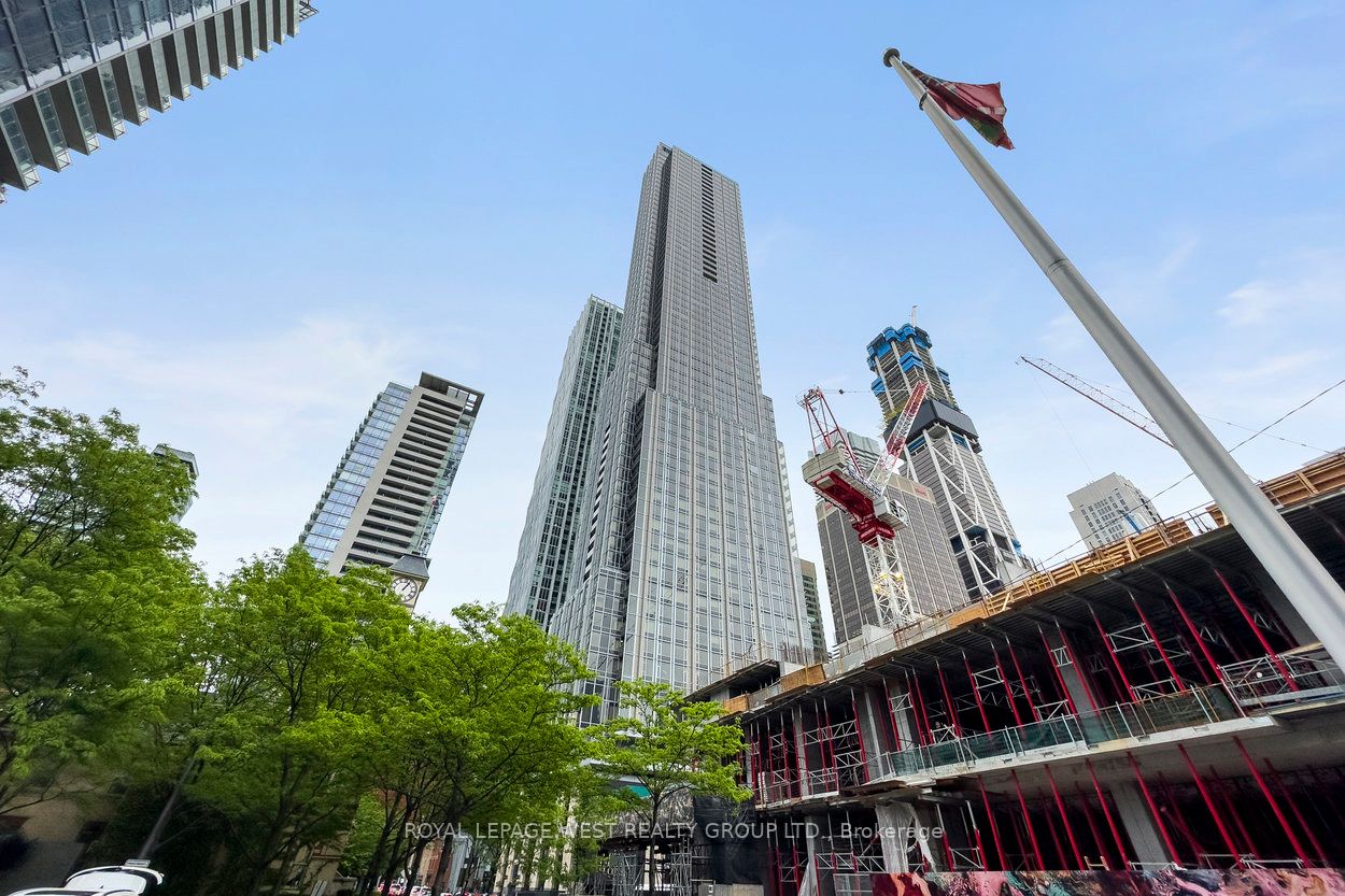 11 Yorkville Avenue 1310, Toronto, ON M4W 0B7