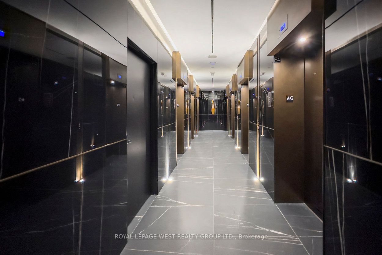 11 Yorkville Avenue 1310, Toronto, ON M4W 0B7 photo 4