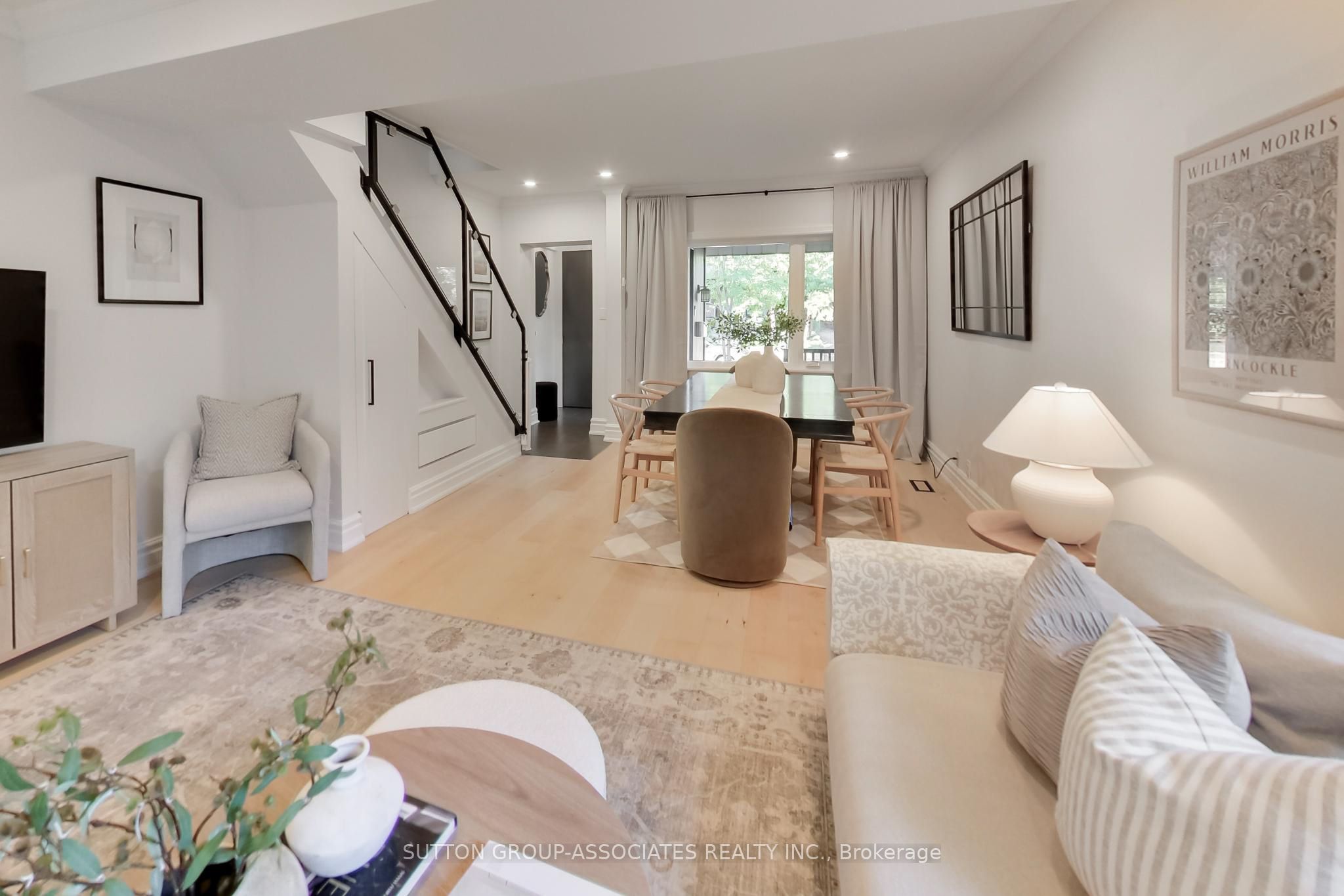 10 Winnett Avenue, Toronto, ON M6C 3L3 photo 5