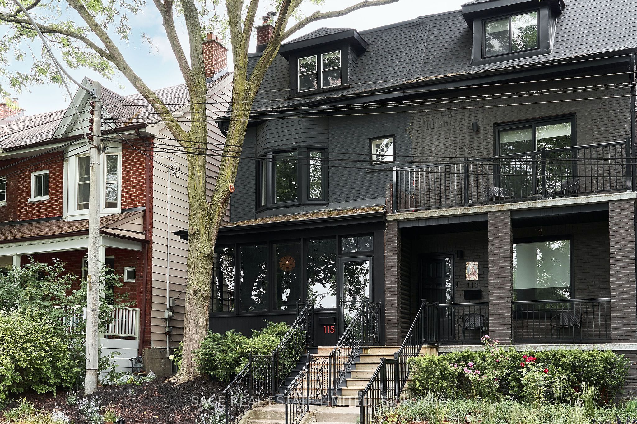 115 Gore Vale Avenue, Toronto, ON M6J 2R5 photo 2