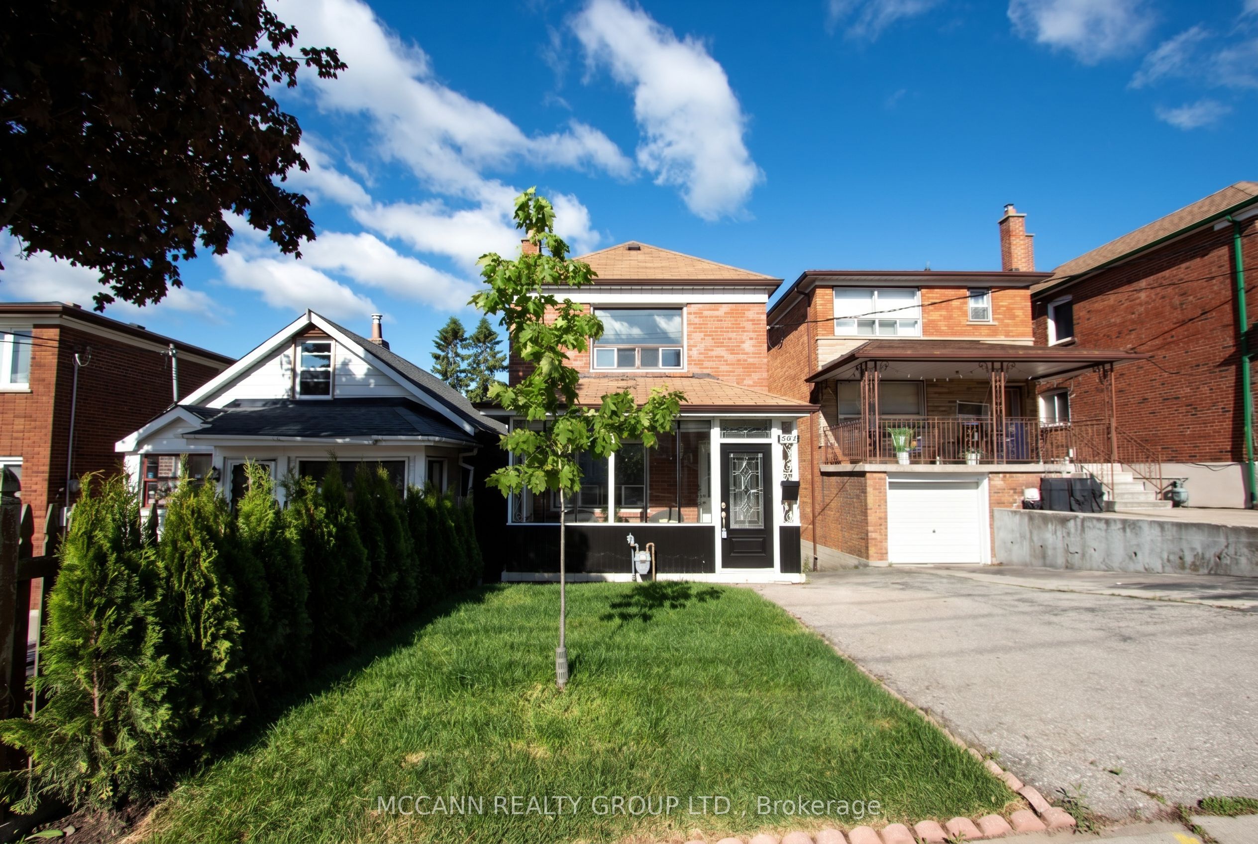 496 Northcliffe Boulevard Bsmt, Toronto, ON M6E 3L5 photo 4