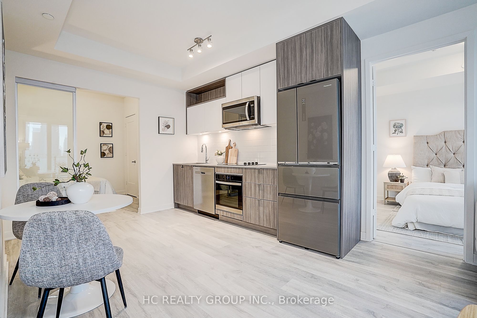 135 Lower Sherbourne Street W 2830, Toronto, ON M5A 1Y4 photo 2