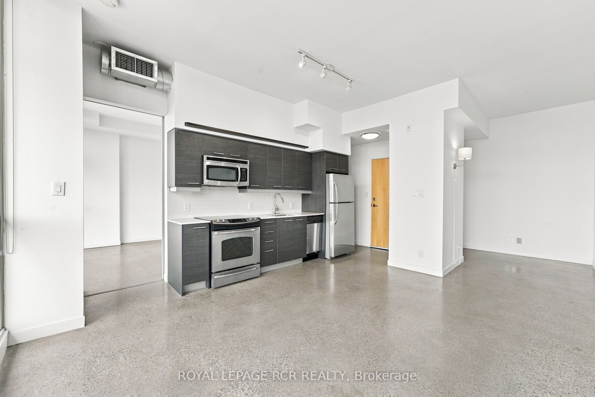 510 E King Street E 804, Toronto, ON M5A 0E5 photo 2