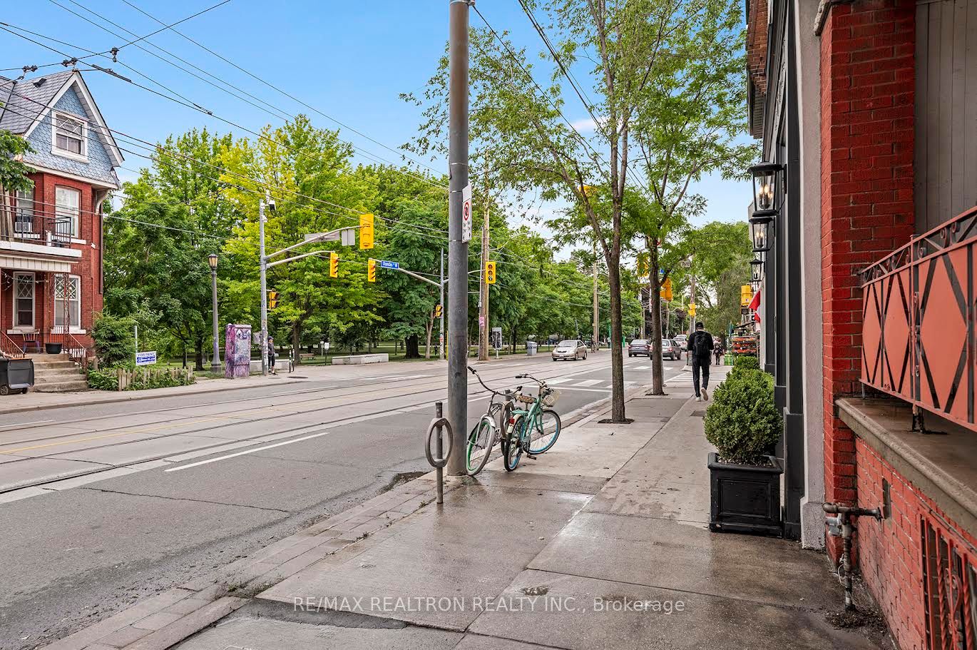 1000 Dundas Street W, Toronto, ON M6J 1W6 photo 5