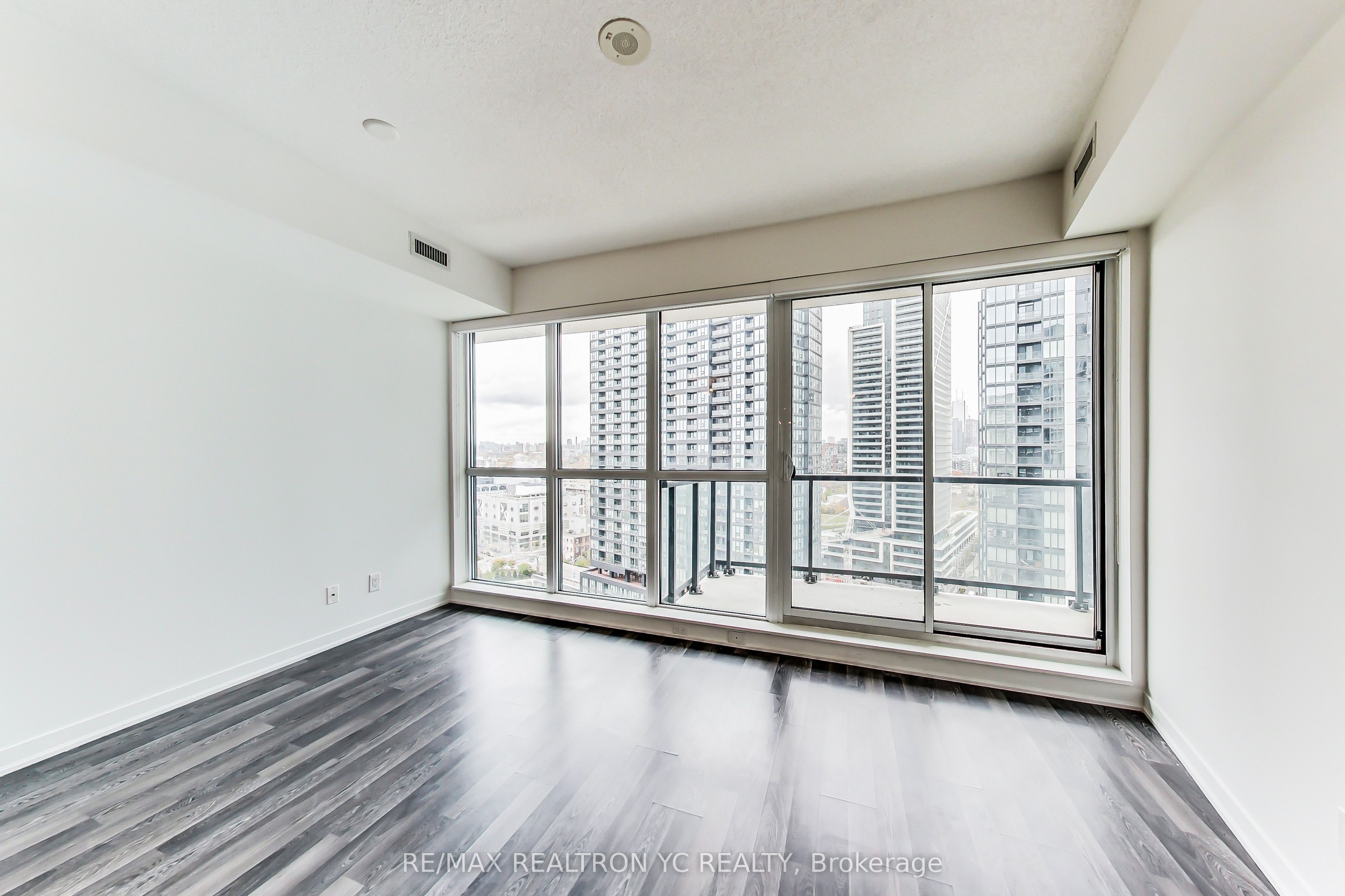 51 East Liberty Street 1705, Toronto, ON M6K 3P8