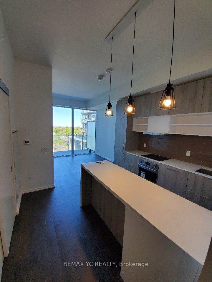 8 Hillsdale Avenue E 1540, Toronto, ON M4S 1T5 photo 3
