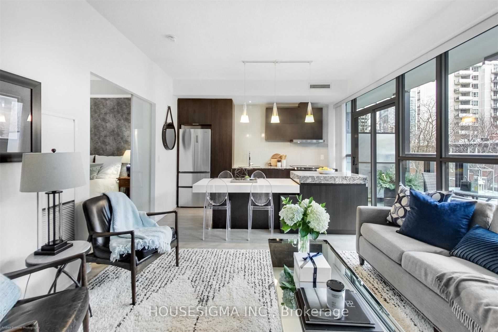 101 Charles Street E 305, Toronto, ON M4Y 0A9 photo 3