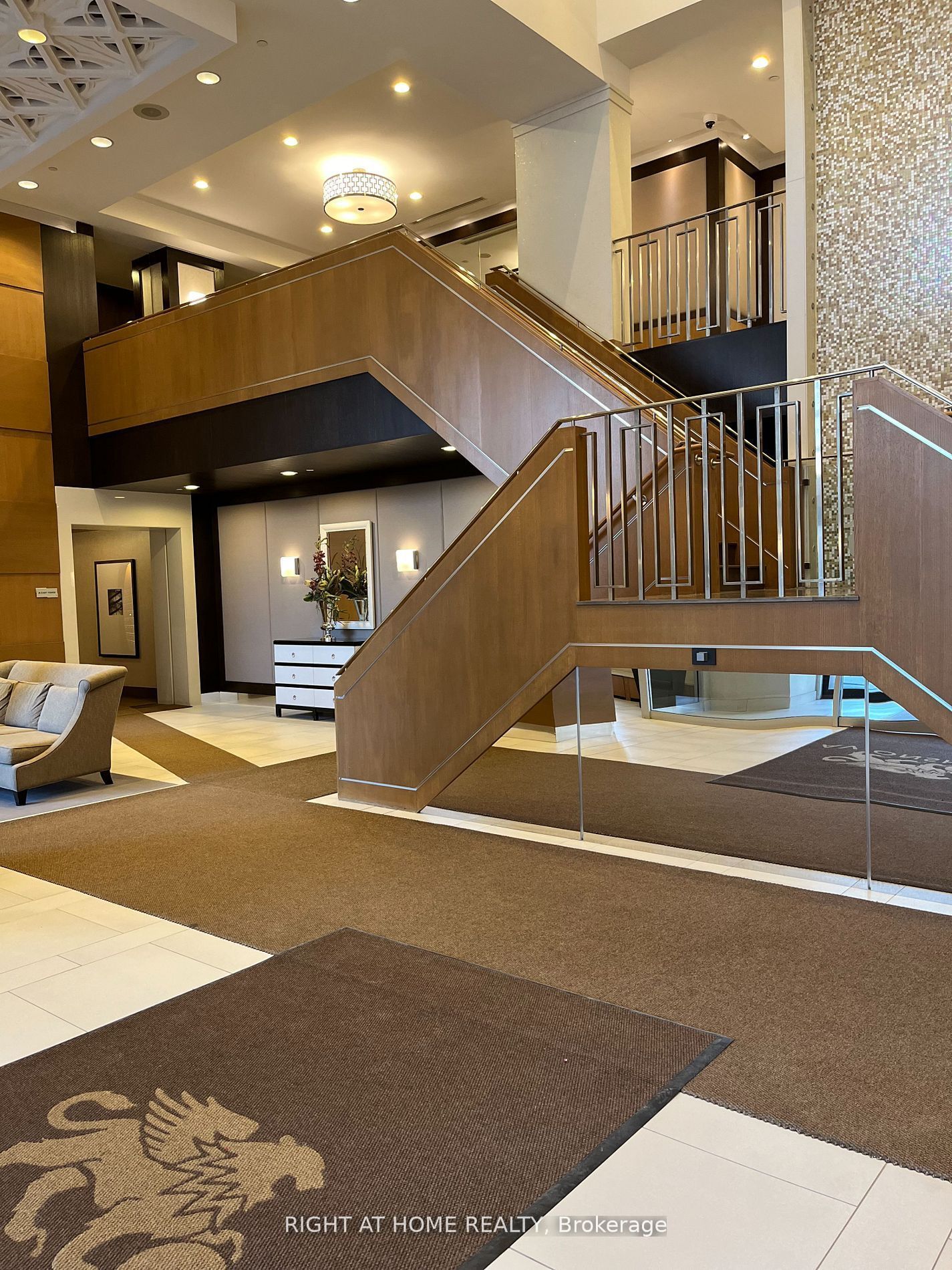 100 Harrison Garden Boulevard 1414, Toronto, ON M2N 0C2 photo 3