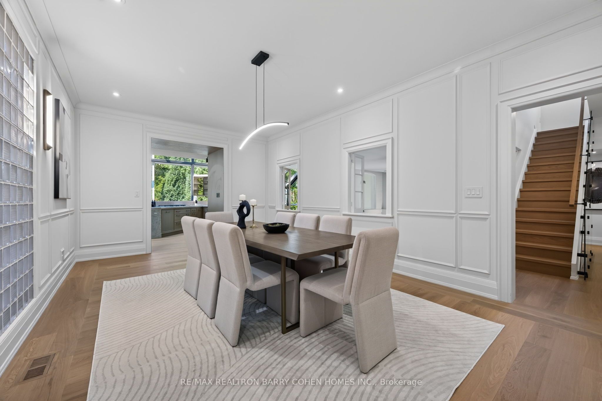 23 South Drive, Toronto, ON M4W 1R2 photo 5