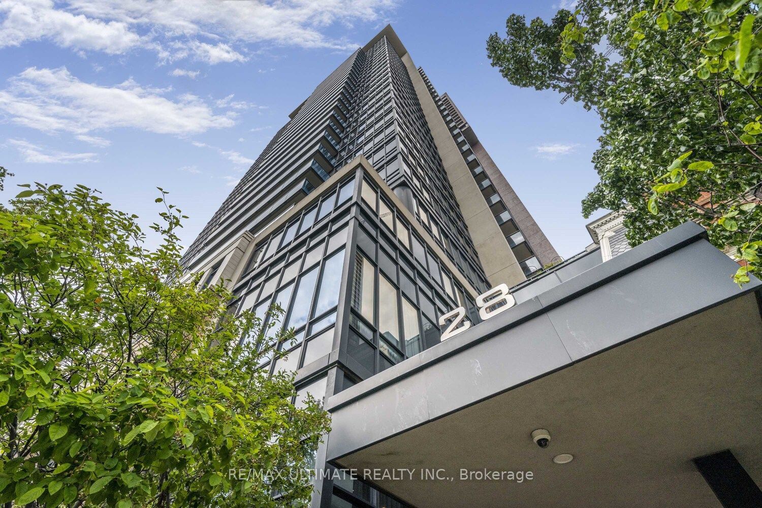 28 Linden Street 404, Toronto, ON M4Y 0A4 photo 2