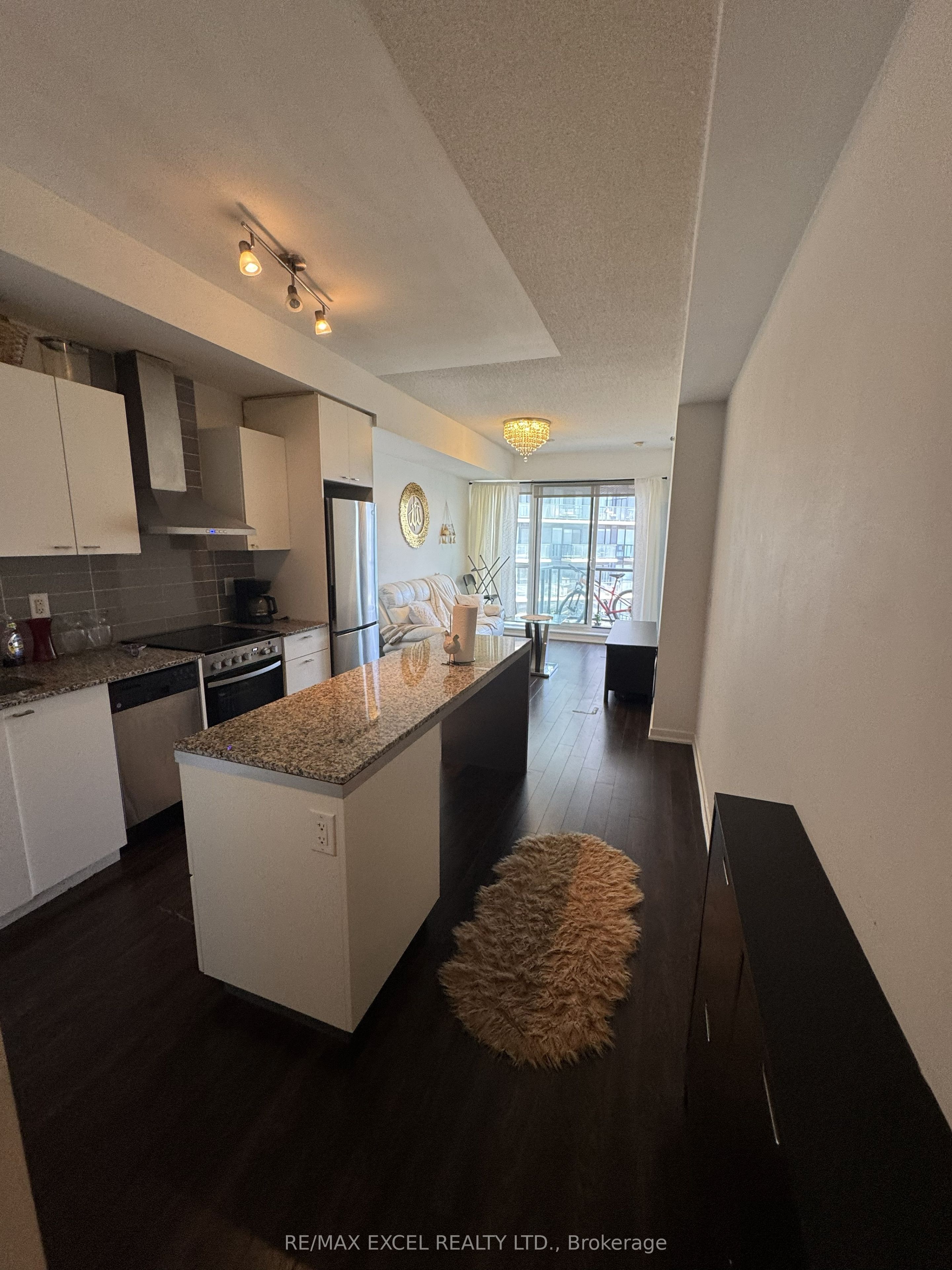 51 East Liberty Street 1909, Toronto, ON M6K 3P8 photo 3