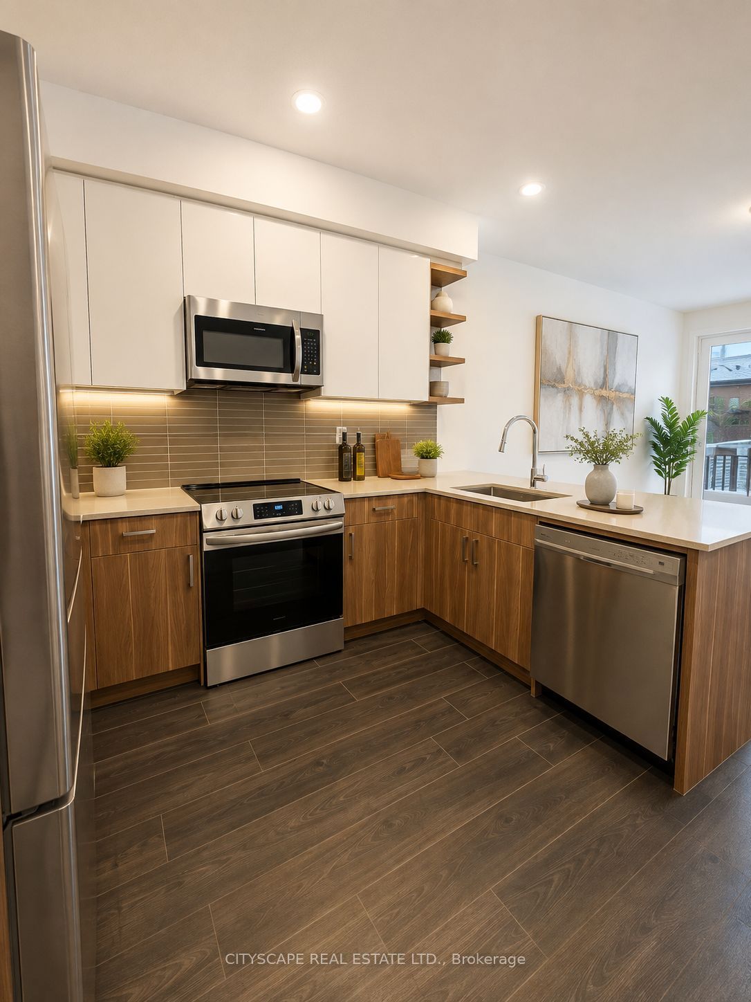 32 Deep Roots Terrace, Toronto, ON M6A 2M3 photo 3