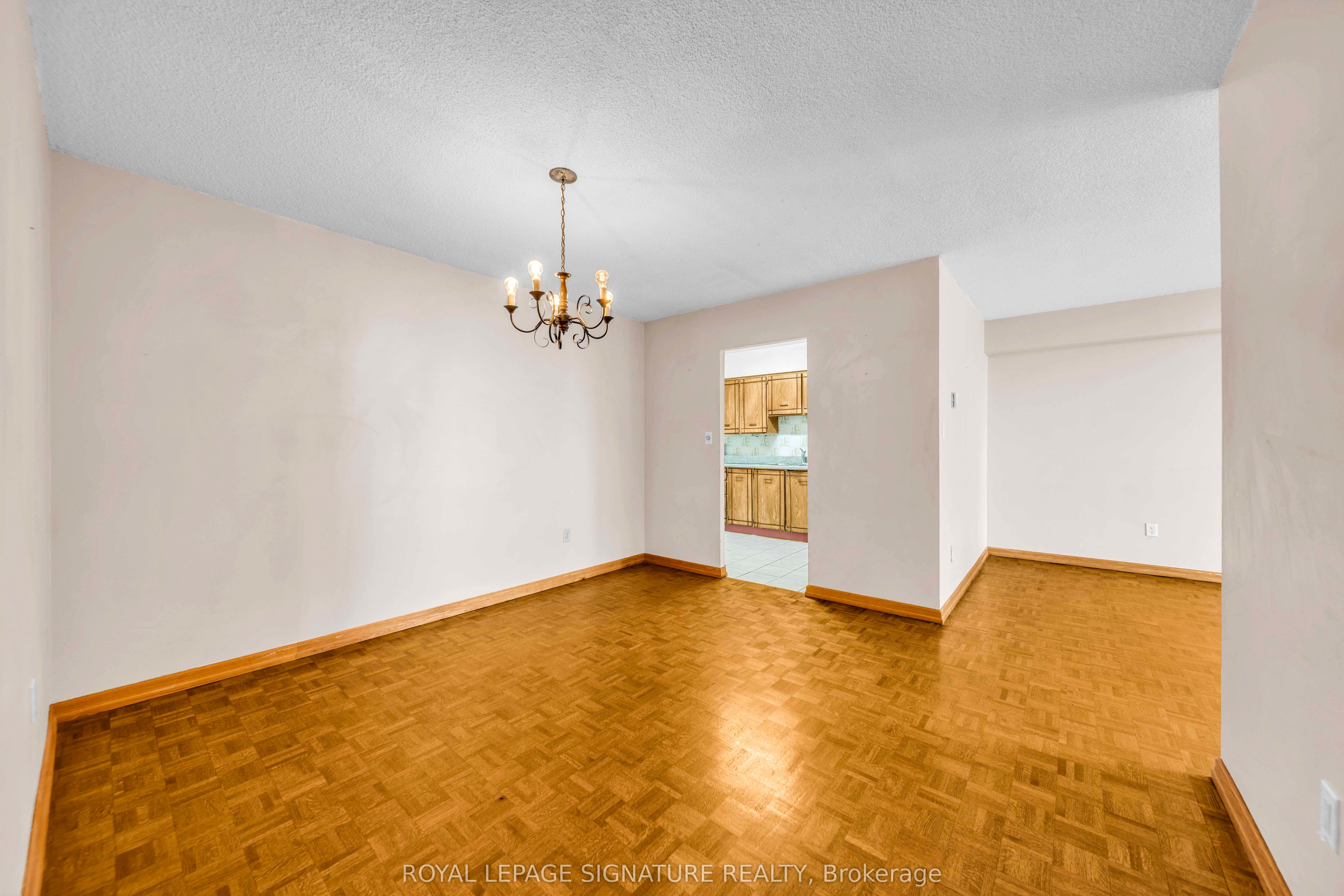 3300 Don Mills Road 1506, Toronto, ON M2J 4X7 photo 2
