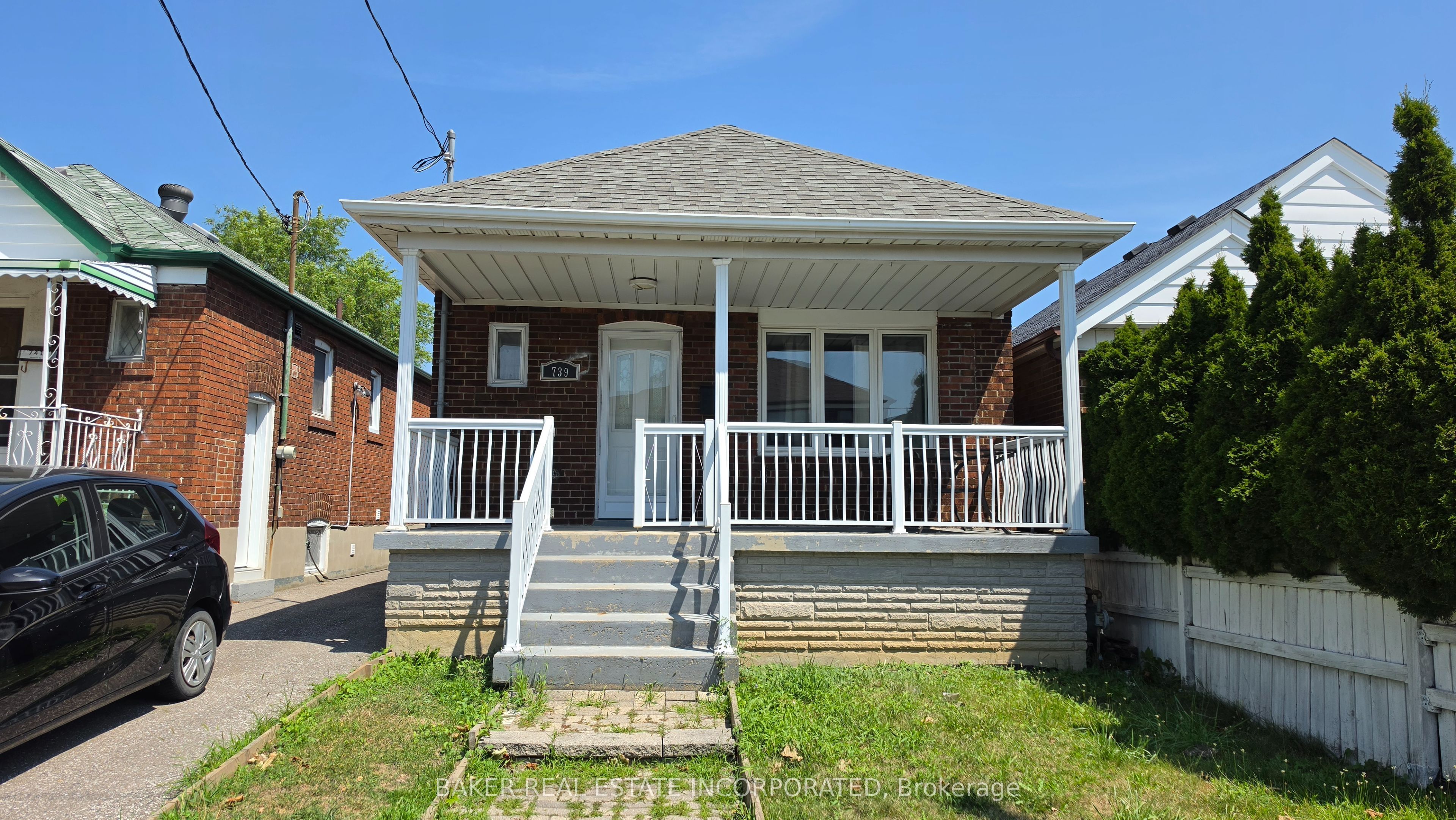 739 Vaughan Road, Toronto, ON M6E 2Z1