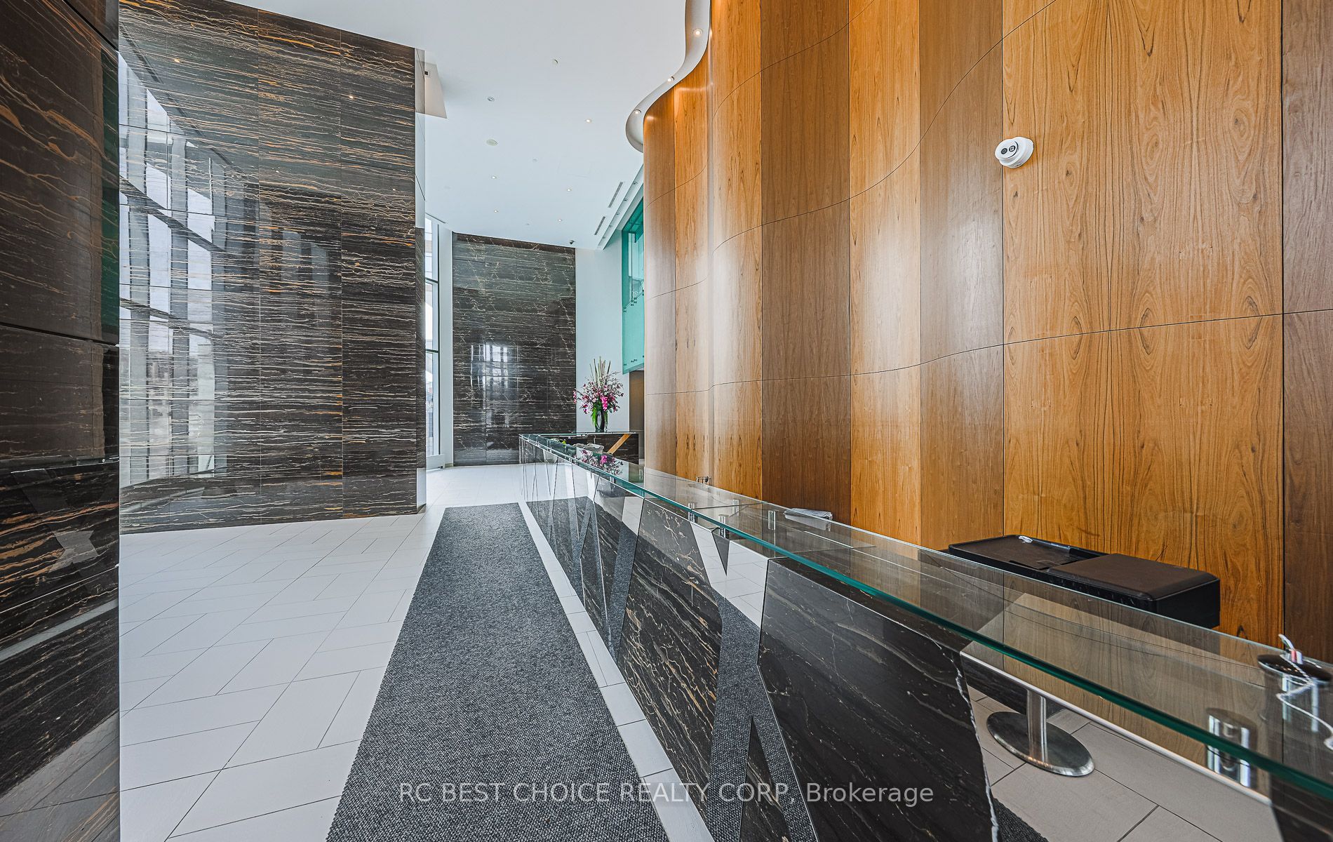 21 Iceboat Terrace N 1501, Toronto, ON M5V 4A9 photo 4
