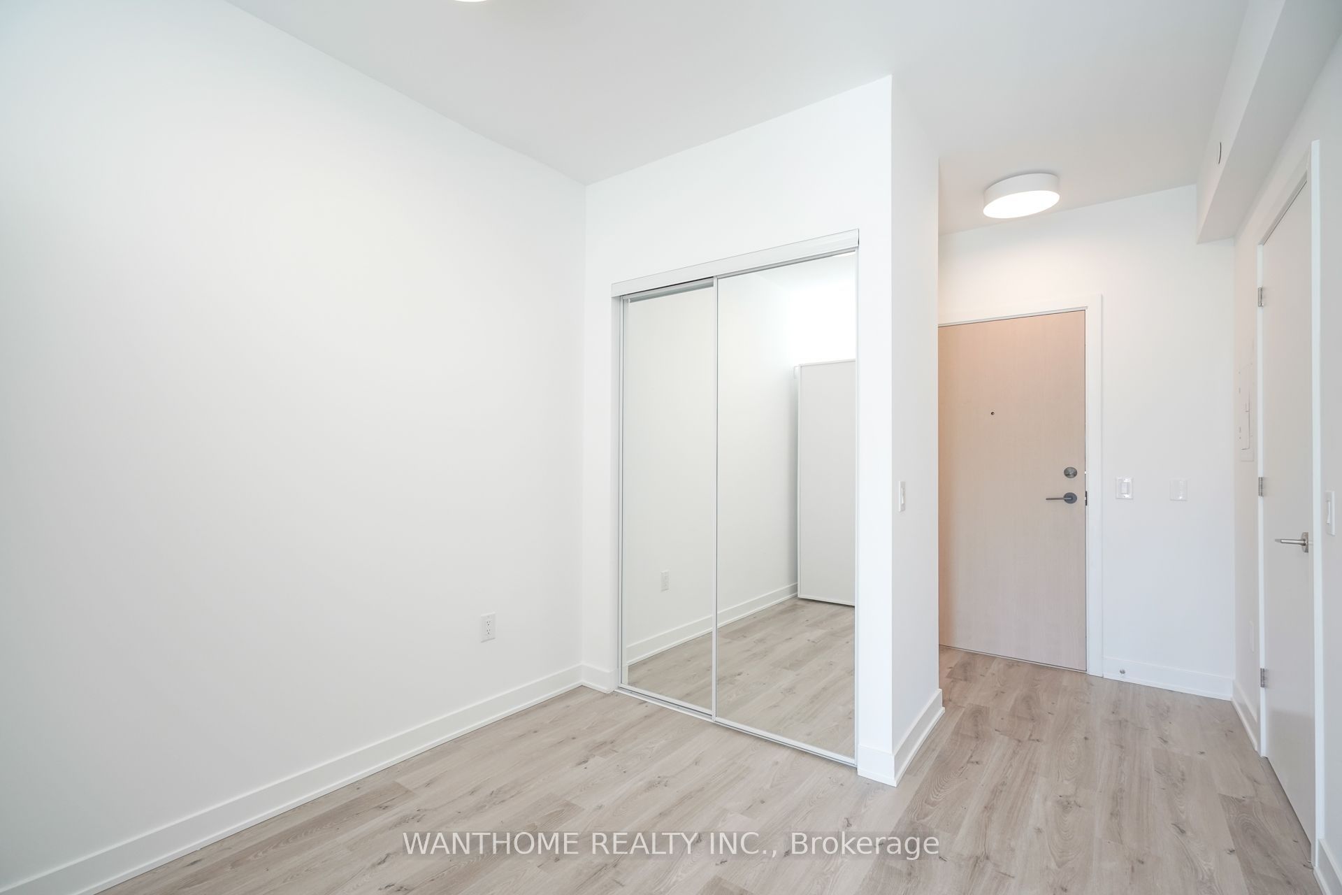 30 Dreamers Way 726, Toronto, ON M5A 0Y7 photo 4
