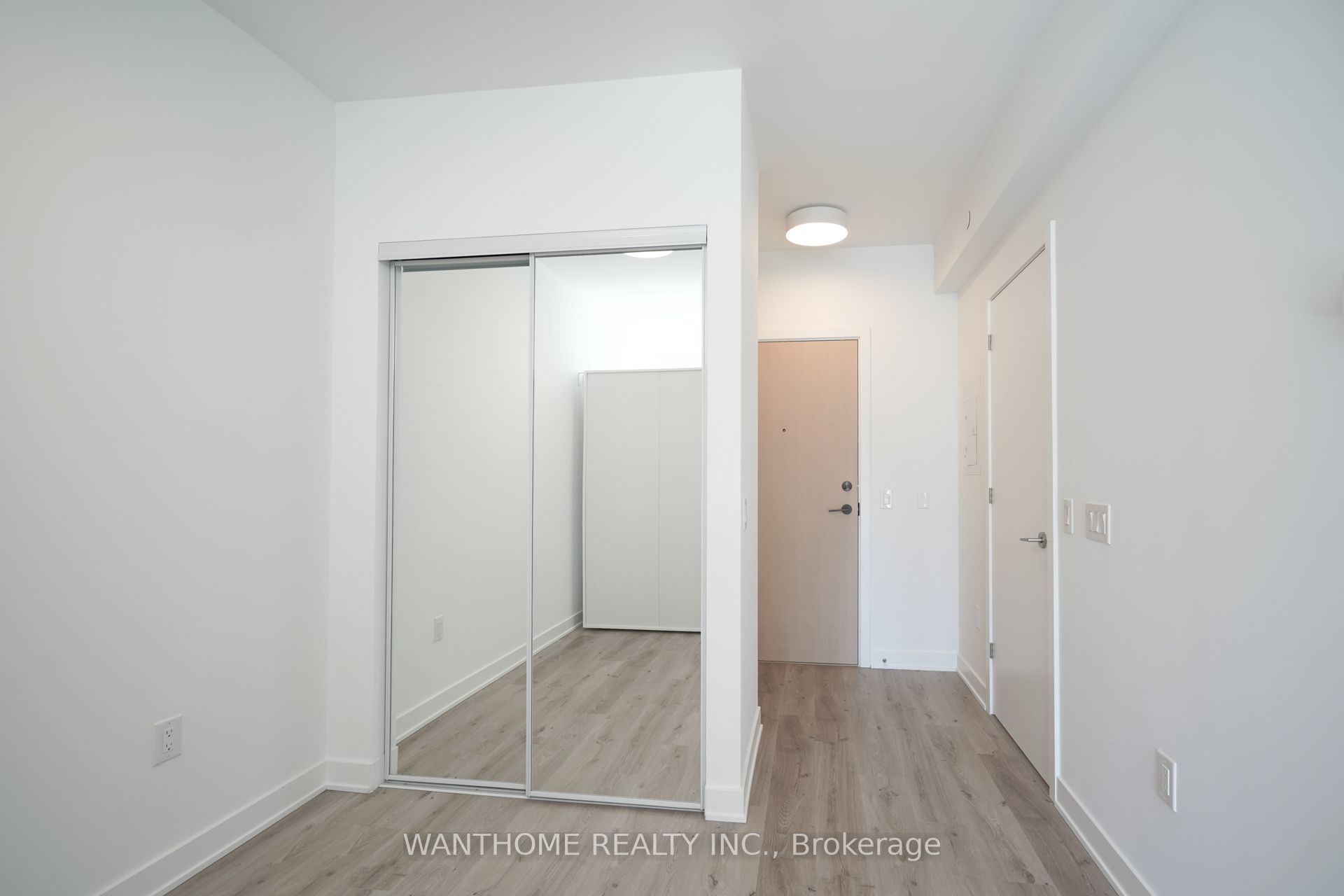 30 Dreamers Way 726, Toronto, ON M5A 0Y7 photo 5