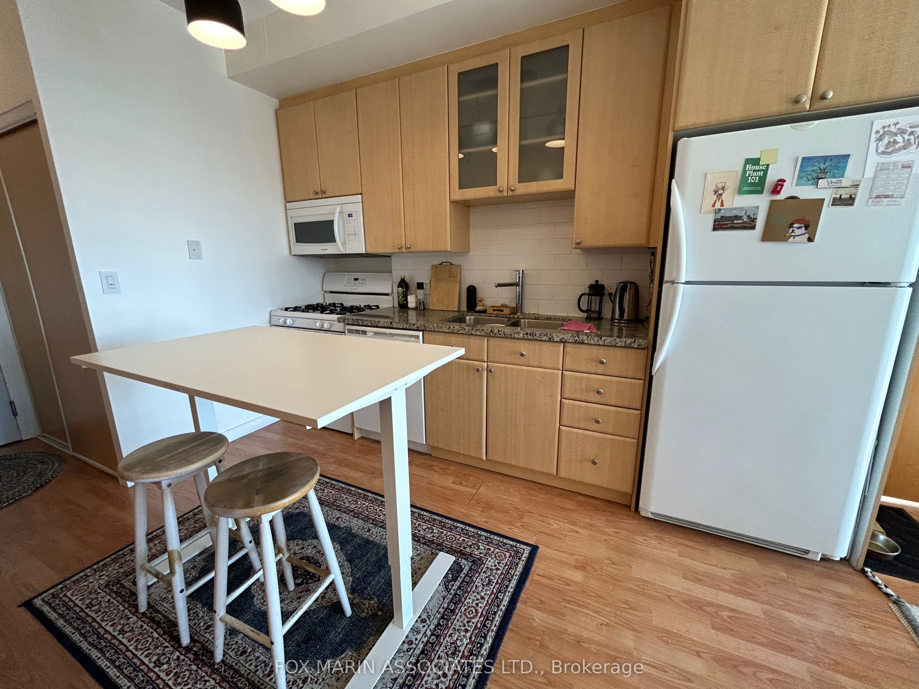 1 Shaw Street 1022, Toronto, ON M6K 0A1 photo 2