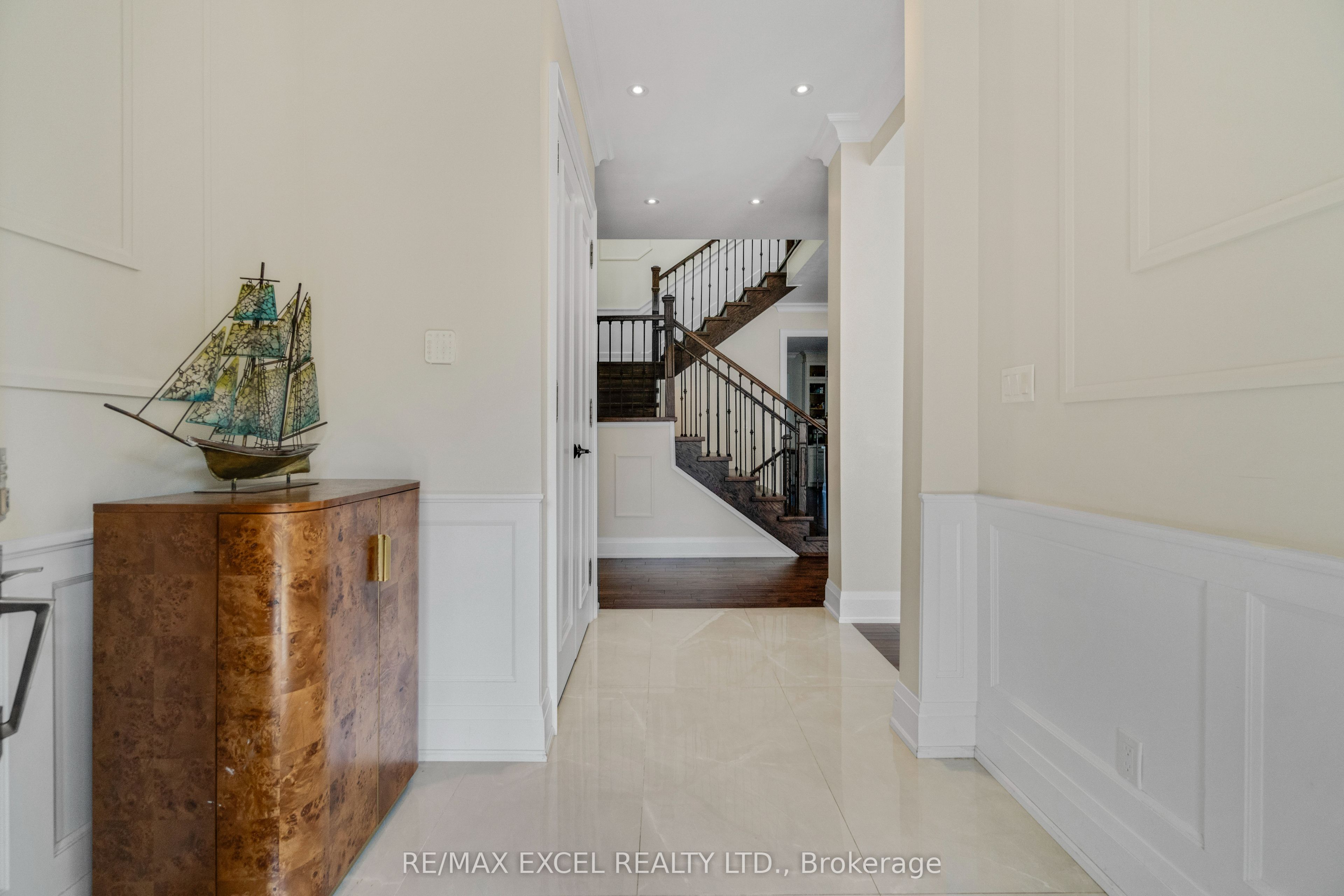 49 Kenton Drive, Toronto, ON M2R 2H9 photo 2