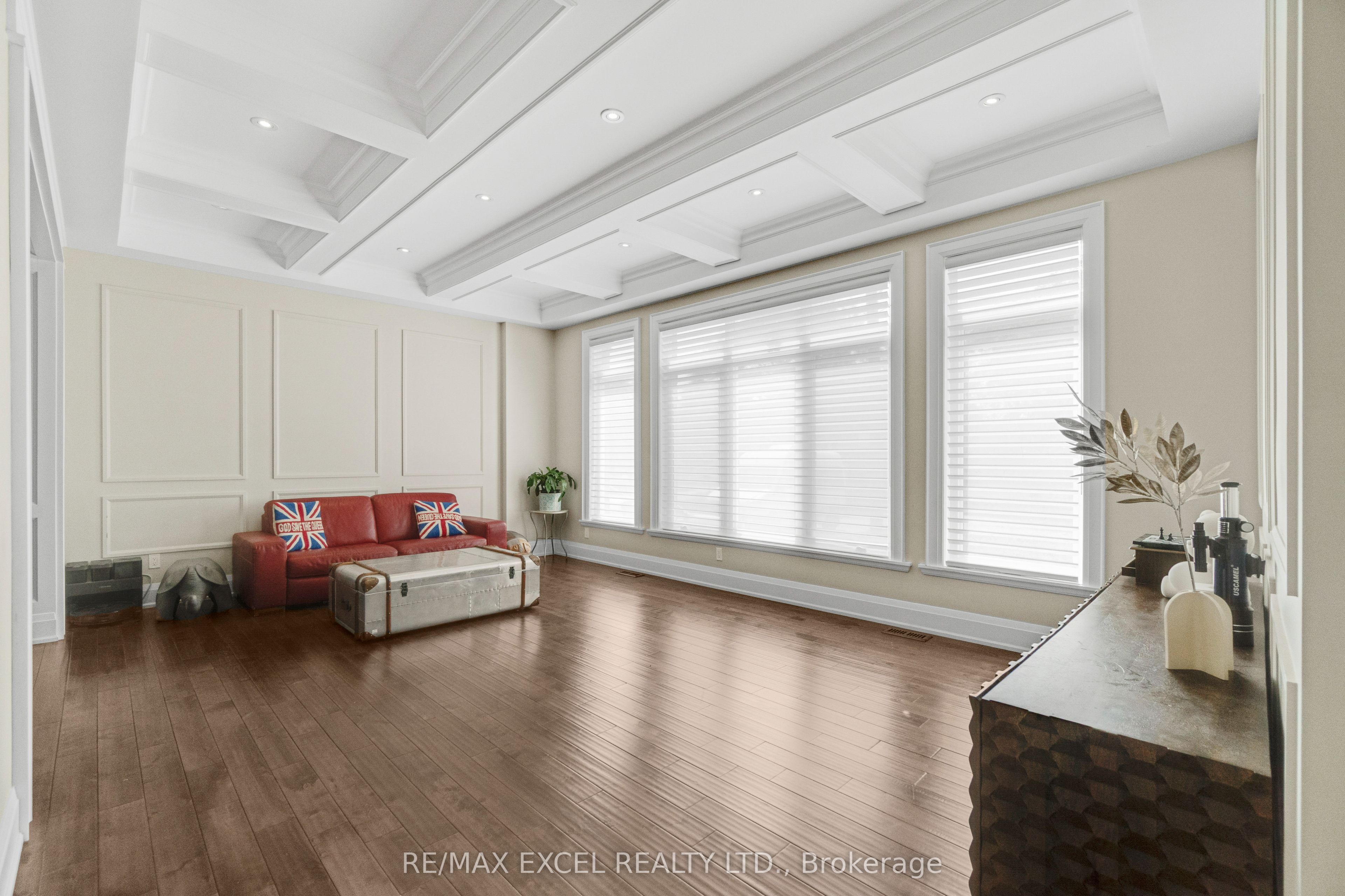 49 Kenton Drive, Toronto, ON M2R 2H9 photo 3