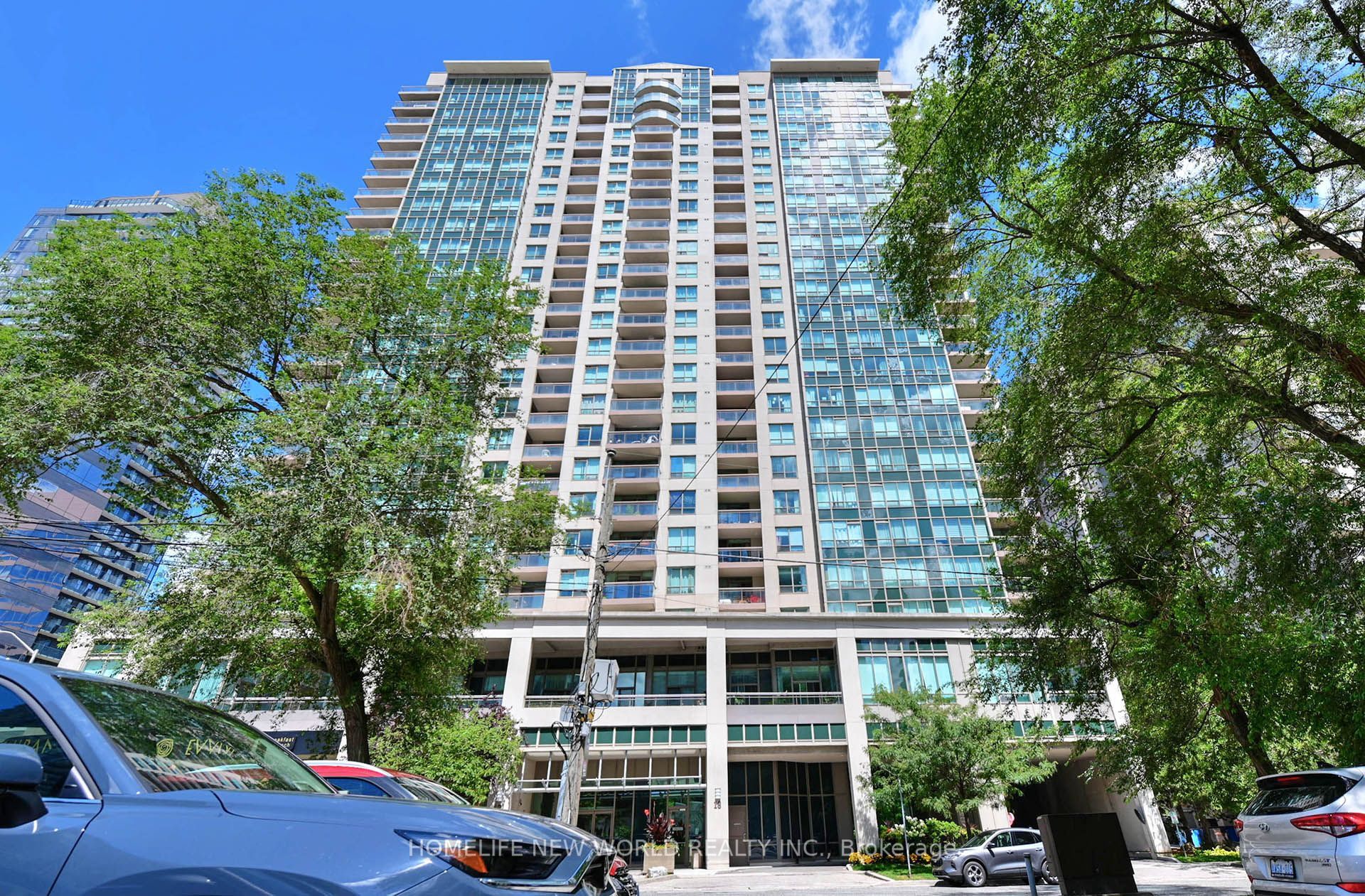 18 Parkview Avenue 811, Toronto, ON M2N 7H7 photo 2