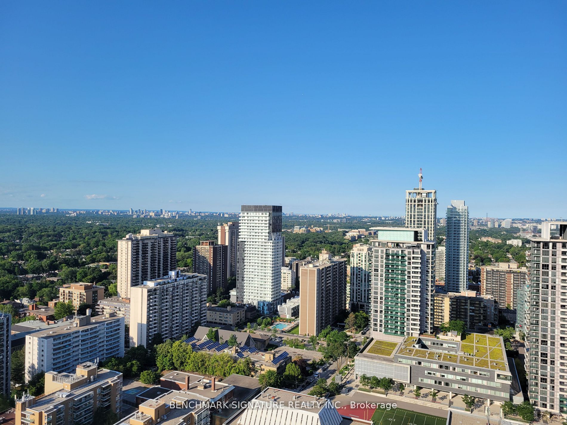 33 Helendale Avenue 2903, Toronto, ON M4R 0A4