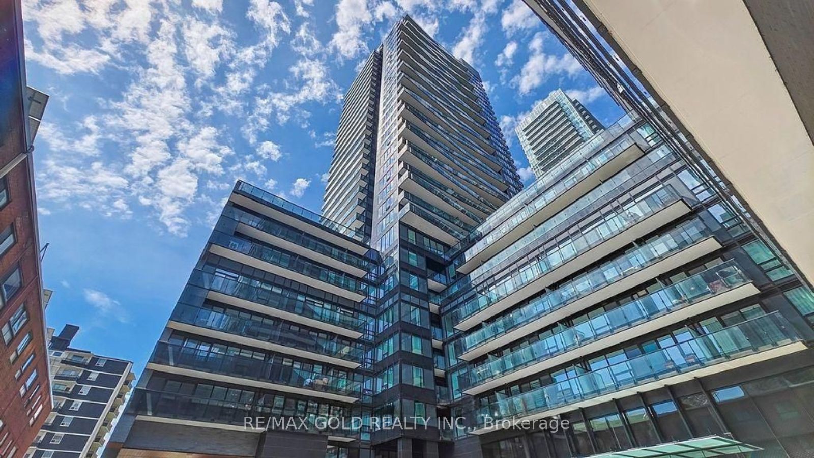 127 Broadway Avenue, Toronto, ON M4P 1V4
