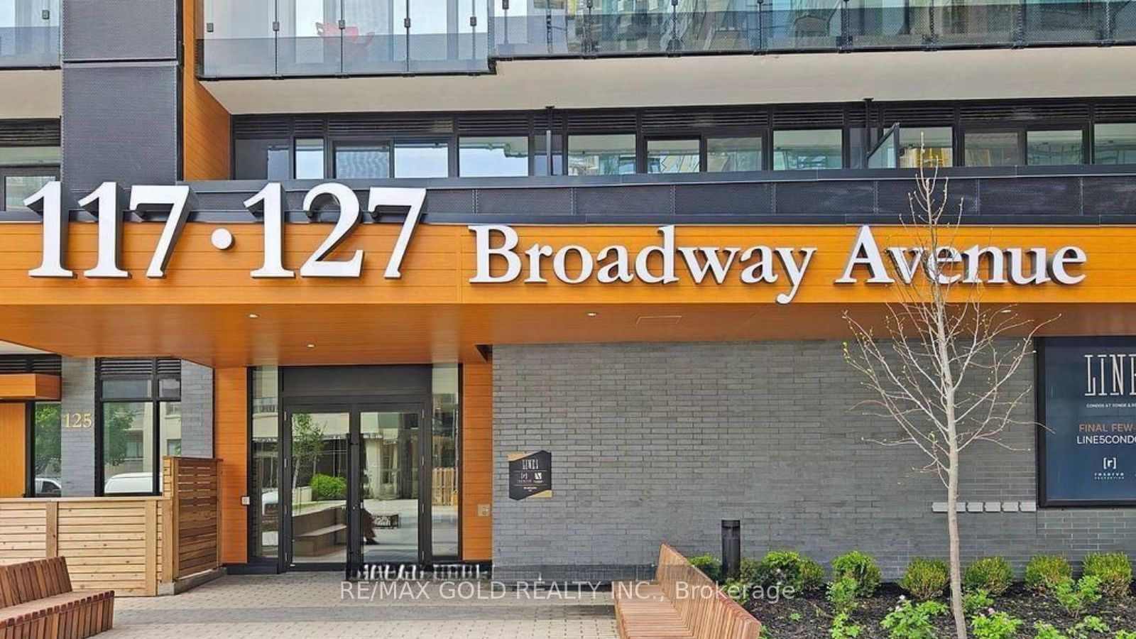 127 Broadway Avenue, Toronto, ON M4P 1V4 photo 2