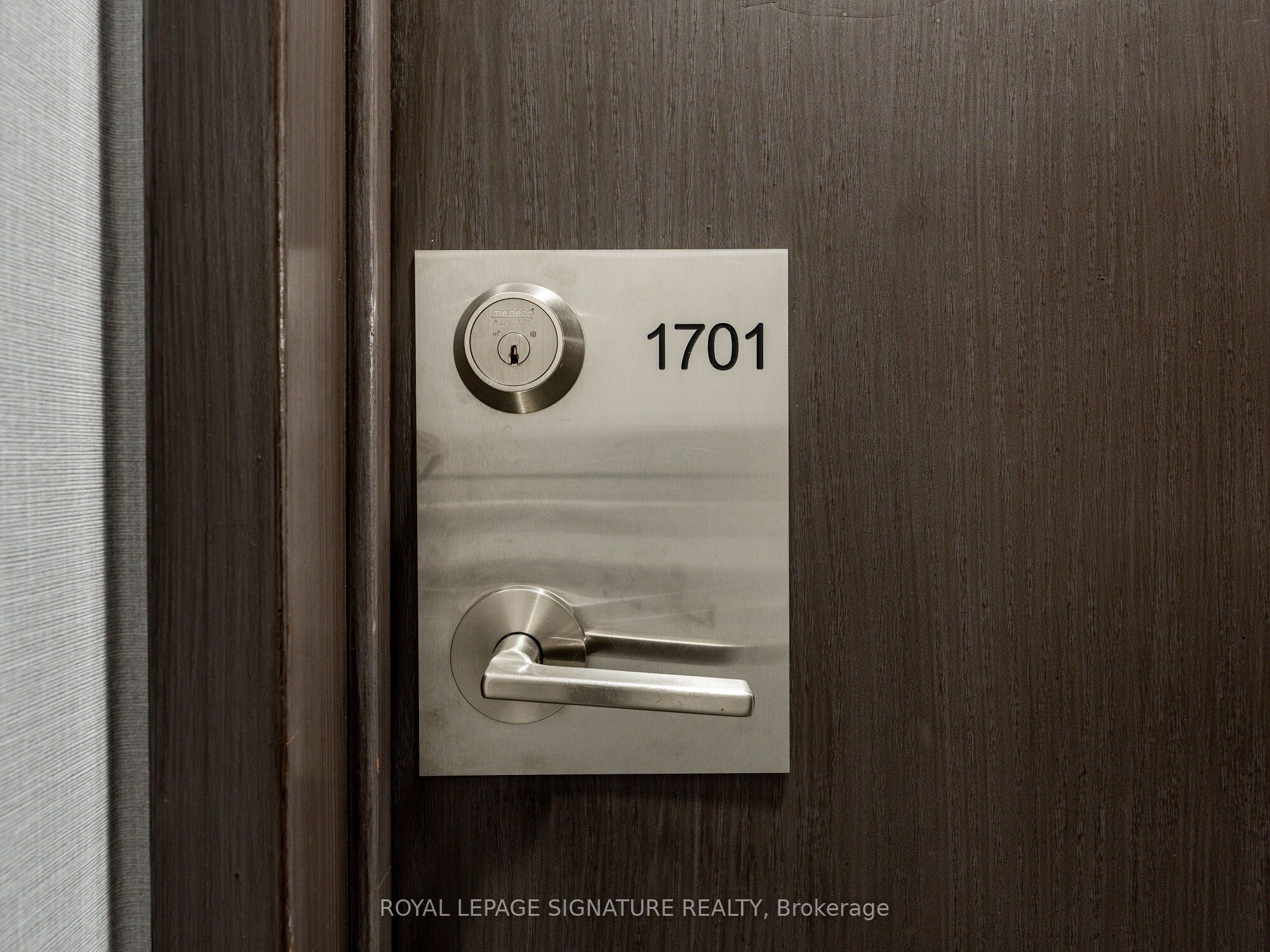 10 Yonge Street 1701, Toronto, ON M5E 1R4 photo 5