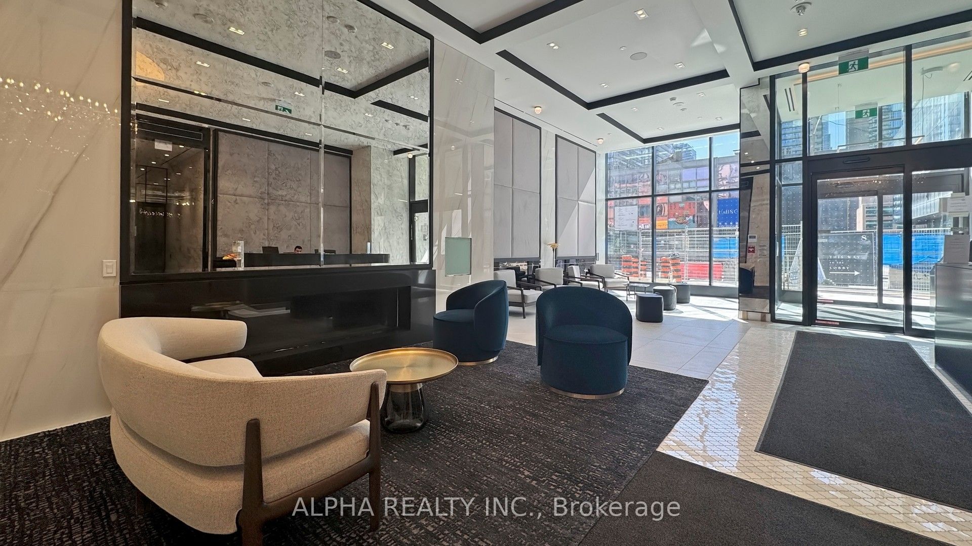 8 Wellesley Street W 5707, Toronto, ON M4Y 0J5 photo 4