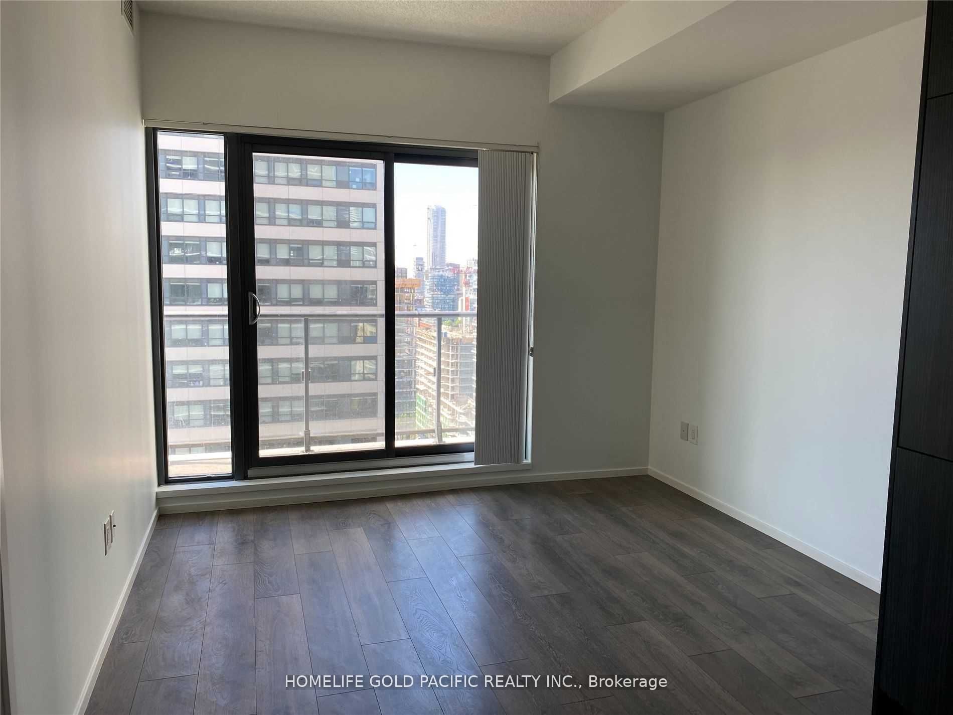 159 Dundas Street E 2303, Toronto, ON M5B 0A9 photo 5