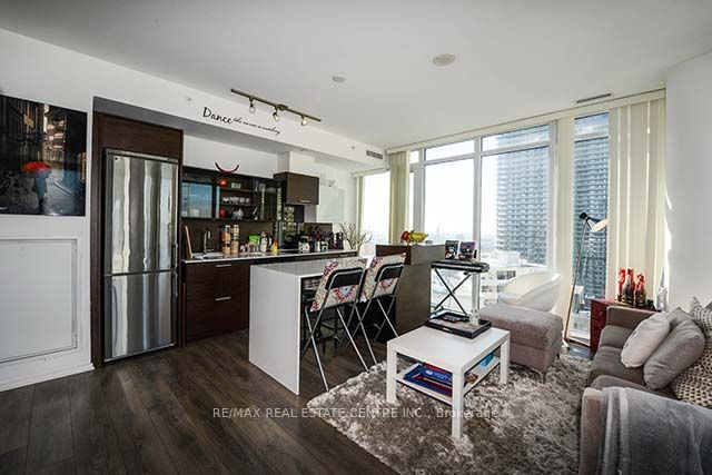 75 St Nicholas Street 2507, Toronto, ON M4Y 0A5 photo 5