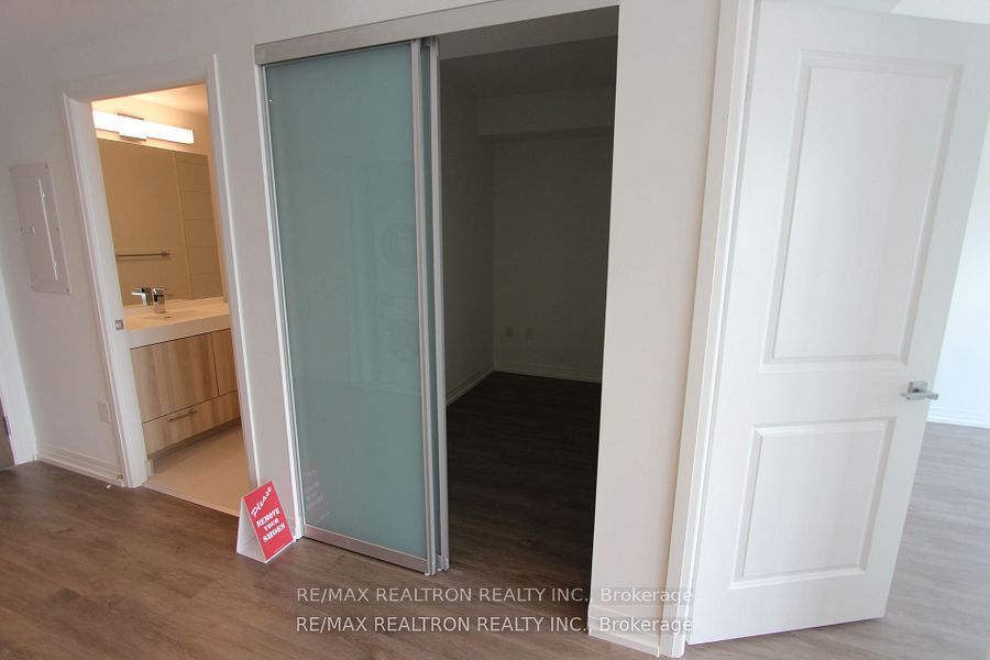 251 Jarvis Street 4712, Toronto, ON M5B 0C3 photo 5