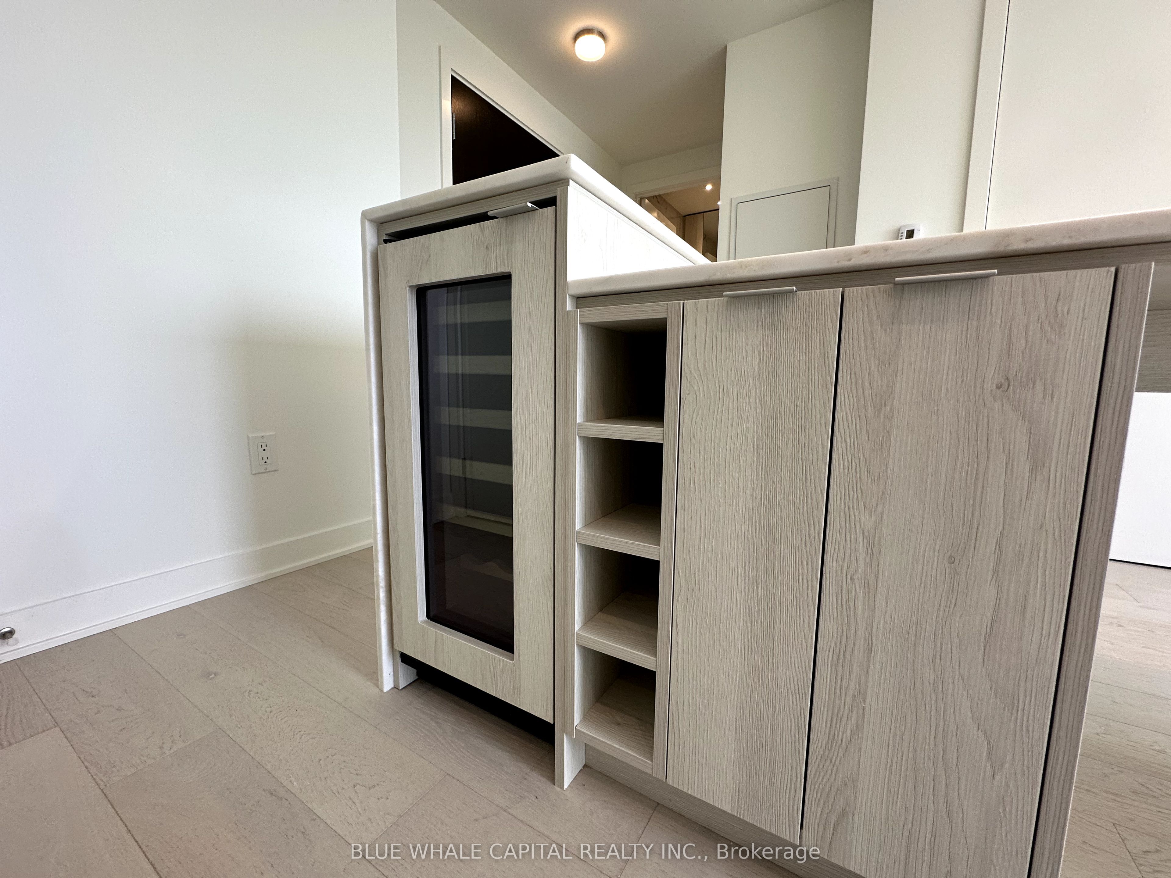 11 Yorkville Avenue 2512, Toronto, ON M4W 1L2 photo 4