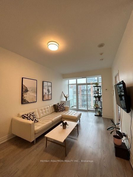65 East Liberty Street 1606, Toronto, ON M6K 3R2 photo 5