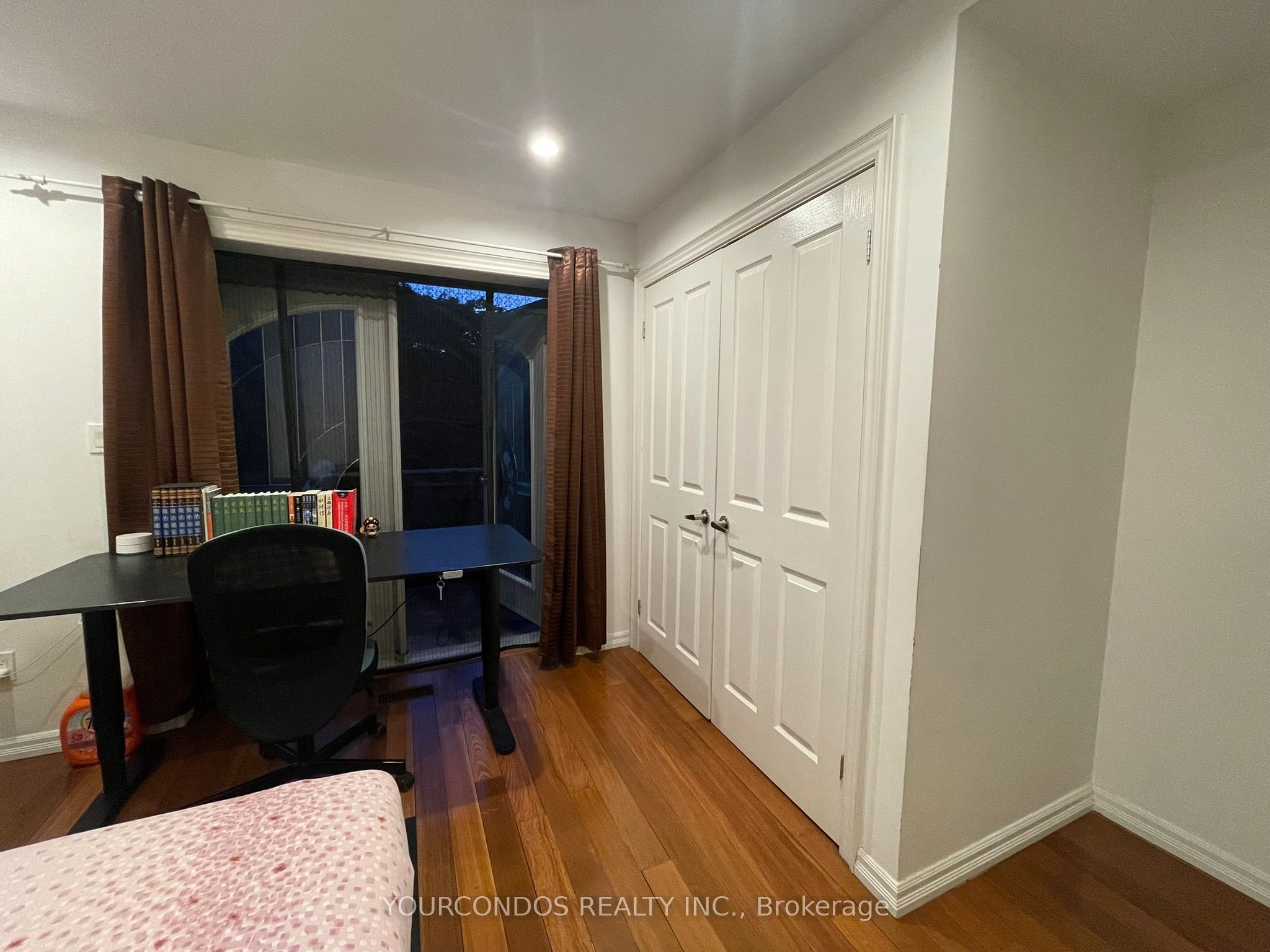 193 Brunswick Avenue Upper A & B, Toronto, ON M5S 2M4 photo 3
