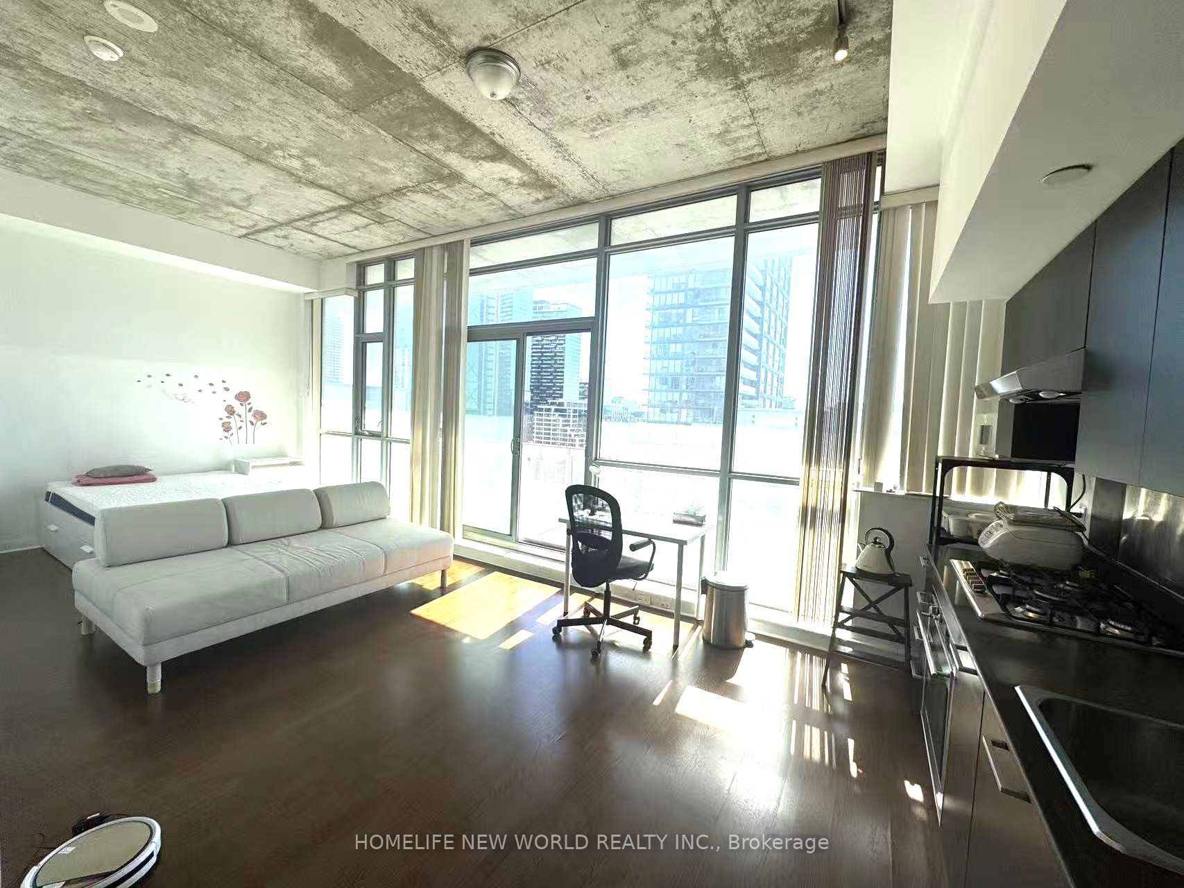 375 King Street W 1701, Toronto, ON M5V 1K5 photo 4