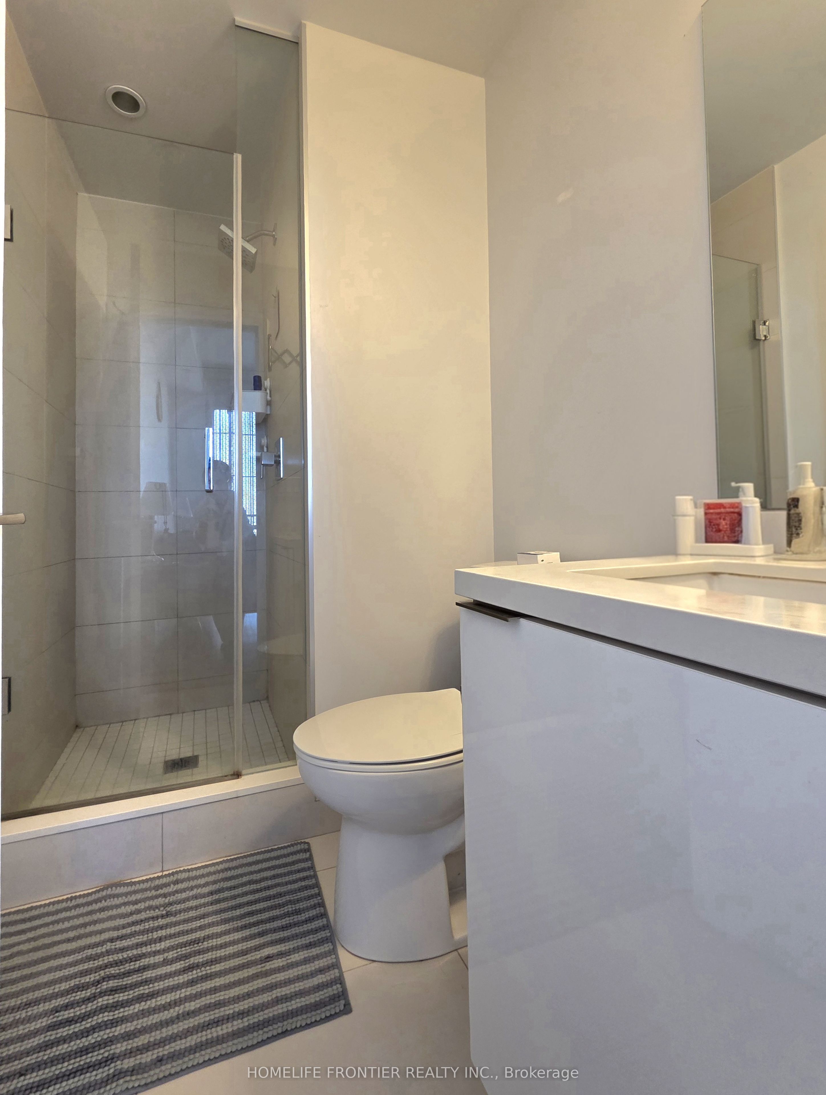 8 Eglinton Avenue 905, Toronto, ON M4P 1A6 photo 5