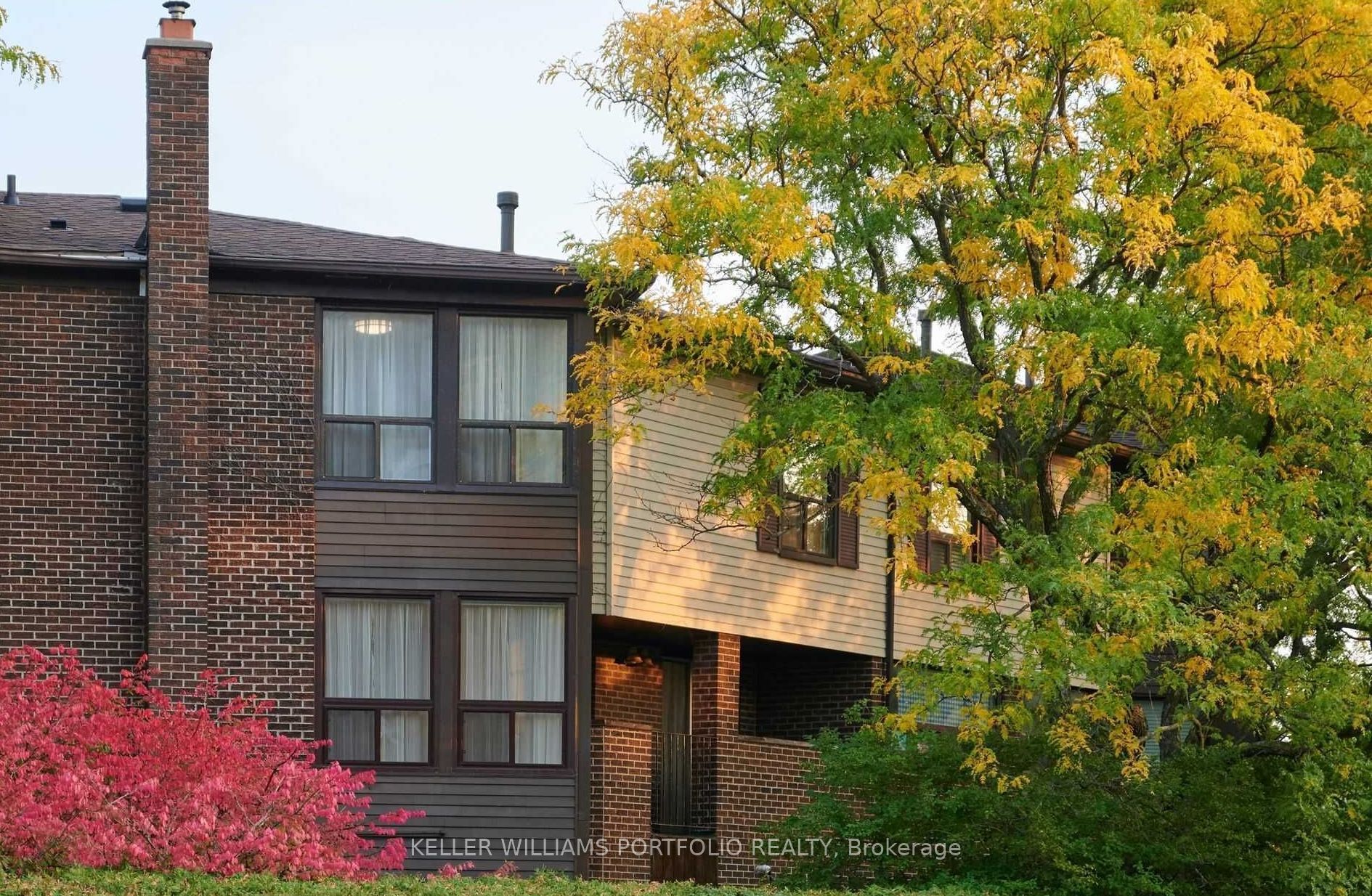 10 Lofty Hill Way, Toronto, ON M2H 2Z8